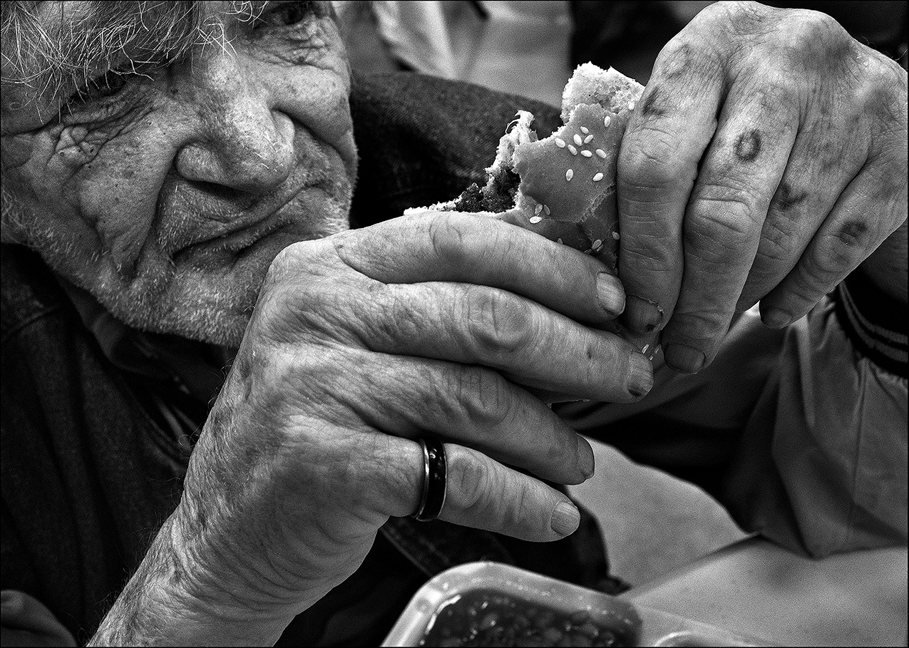 February 2017: Clarence enjoys a Valentine’s Day meal at the Horizons Soup Kitchen. “I’d like a steak at the Golden Corral, but I can’t eat steak. I lost my false teeth two years ago — my dog found them in a chair and chewed them up. Although Clarence and Vickie rely on the Monday through Friday meals at Horizons, Clarence likes to take Vickie on a date out to eat, usually at McDonald’s on the first of the month after getting his monthly retirement check.