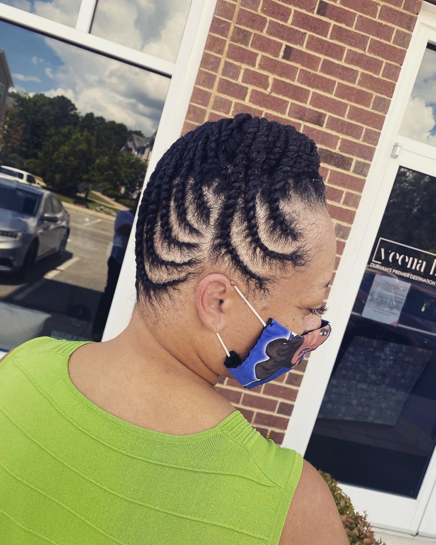 Beautiful Natural updo with flat  twists. ✨Low tension and fabulous! 

Head to bvaliantsalon.com to book with us now! ❤️. See you soon. 

#Bvalianthair #bvalianthairsalon #naturalhair #healthyhair #naturalhairsalon #naturalhairsalons #ncnaturalhairst