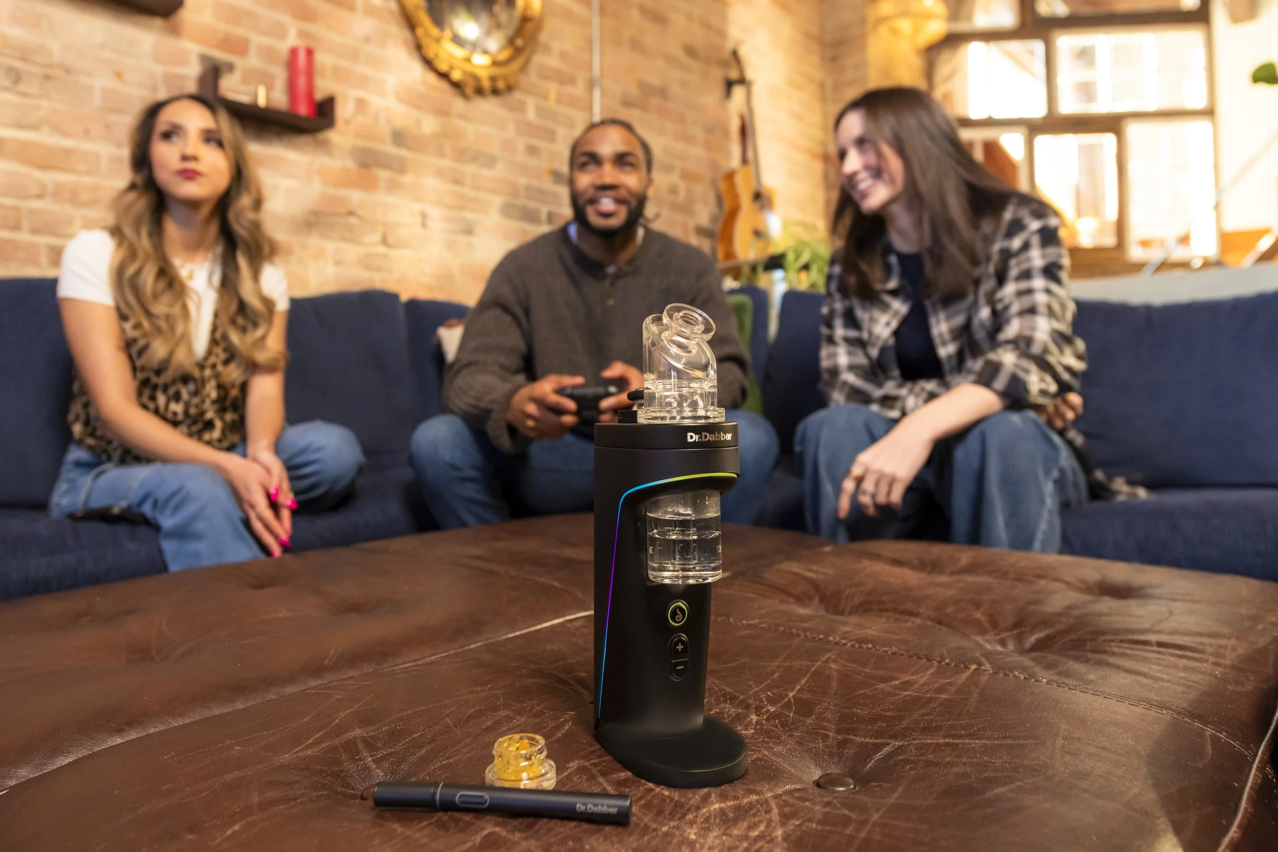 Dr Dabber Switch2 Lifestyle Photos-33.jpg