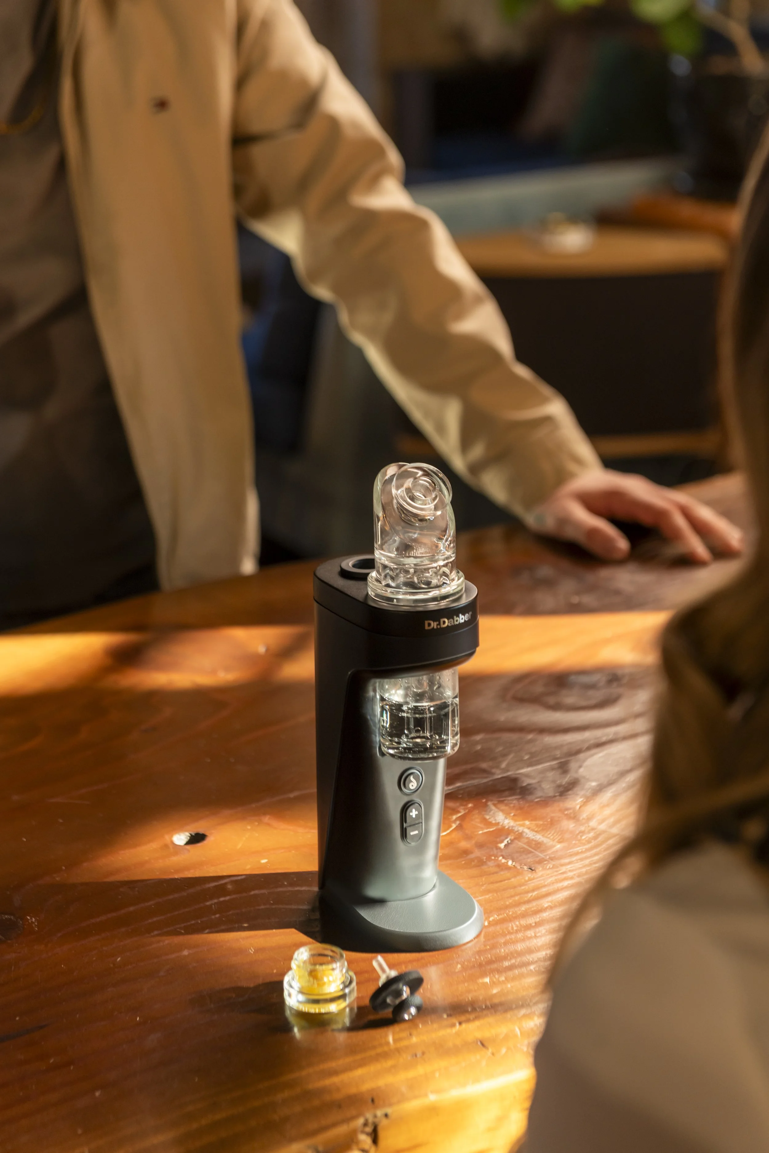 Dr Dabber Switch2 Lifestyle Photos-29.jpg