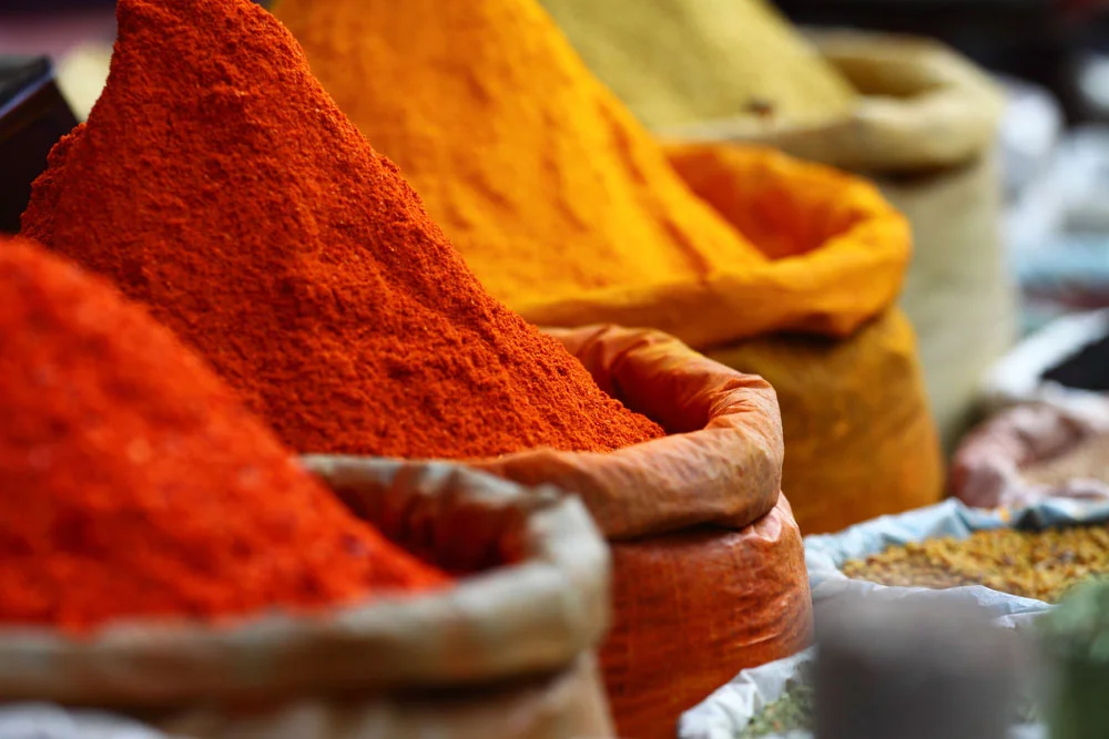 Moroccan-Tagine-Spices-Le-Creuset-Feature.jpg