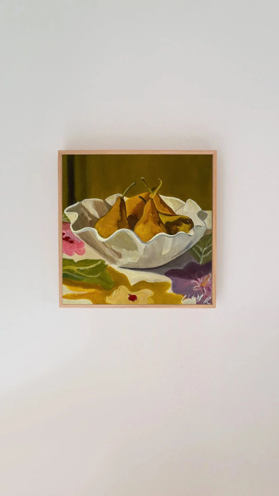 Pears, waves and flowers