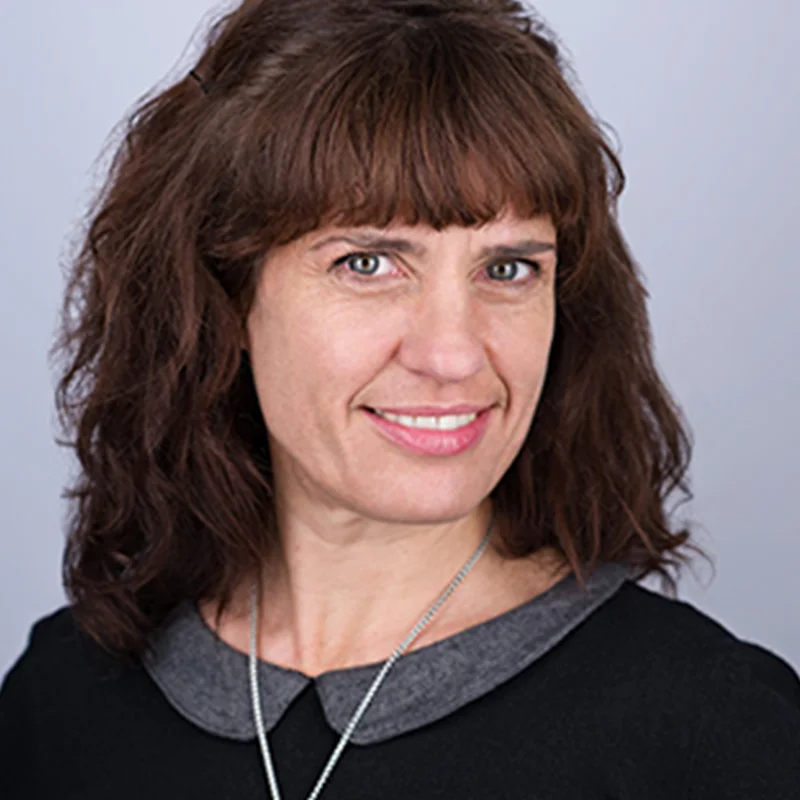 Victoria Hogg The Offer Bank.jpg