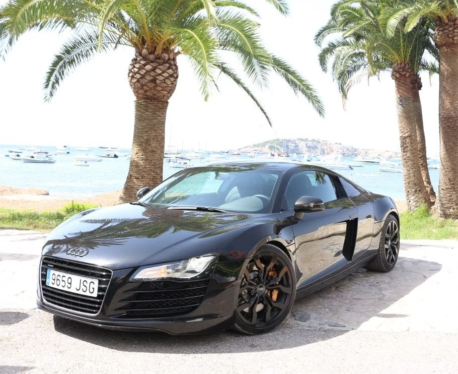 Audi R8