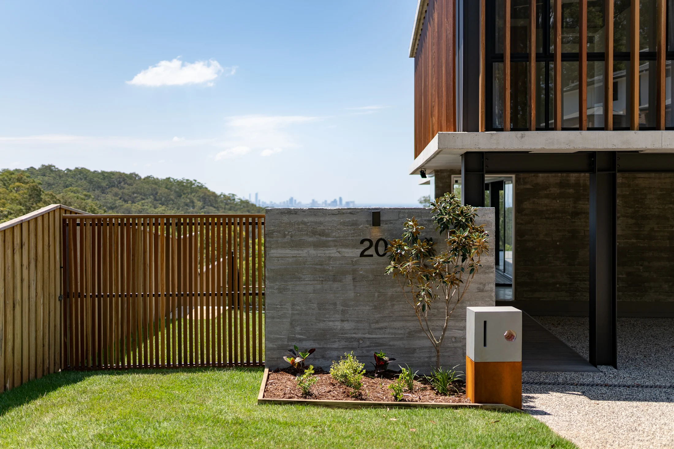 Entry side.JPG