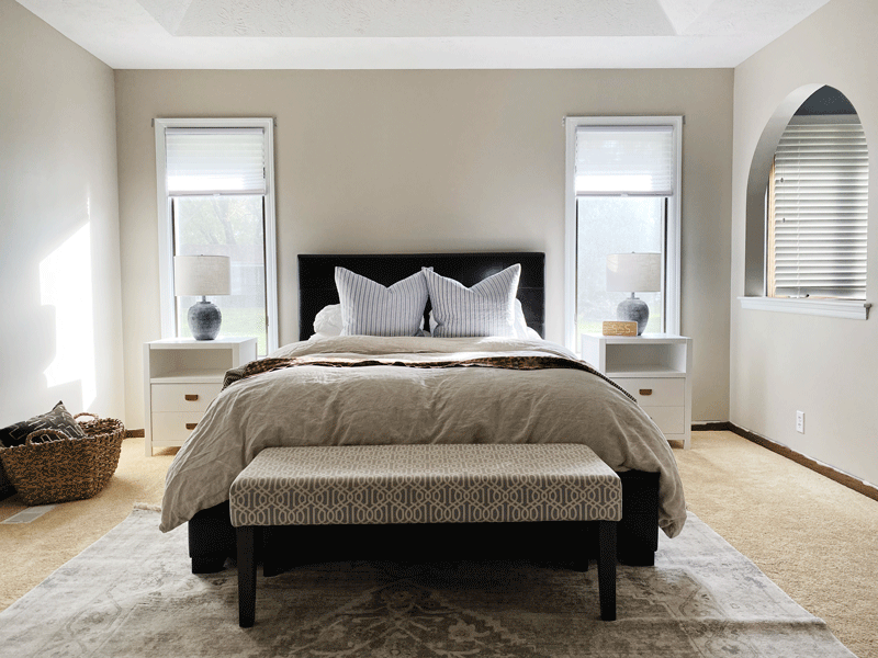 How To Choose The Right Rug For Under A Bed Amanda Katherine - How Do You Position A Rug Under Bed How To Choose The Right Rug For Under A Bed Amanda Katherine - How Do You Position A Rug Under Bed