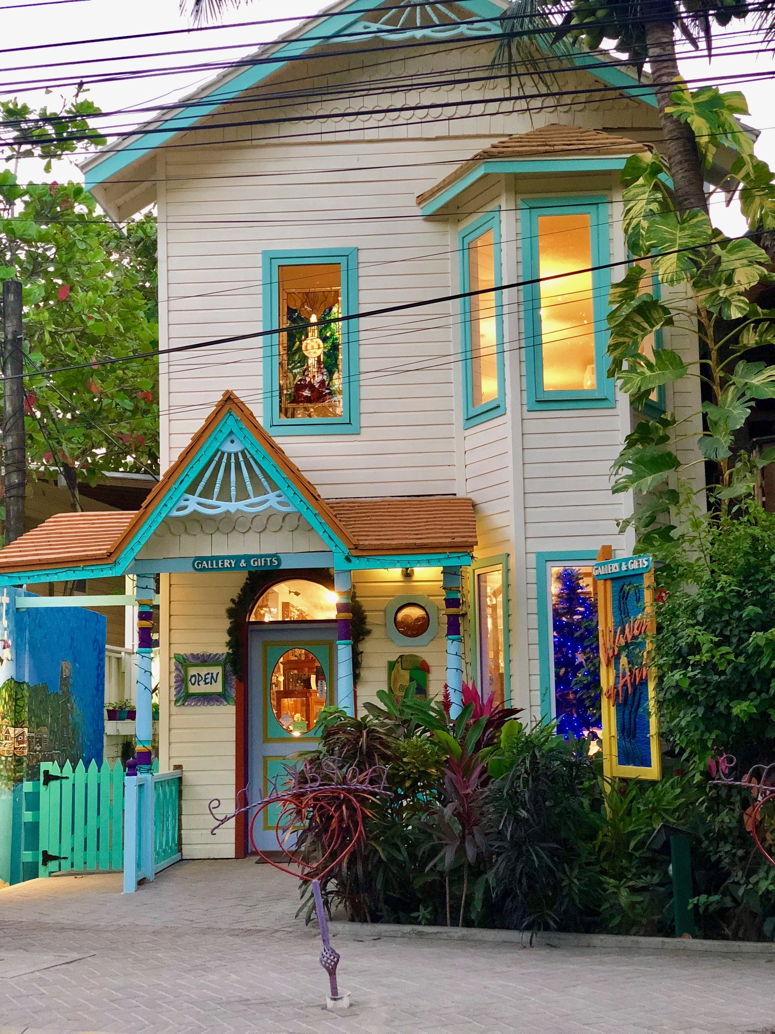 Art Gallery in West End