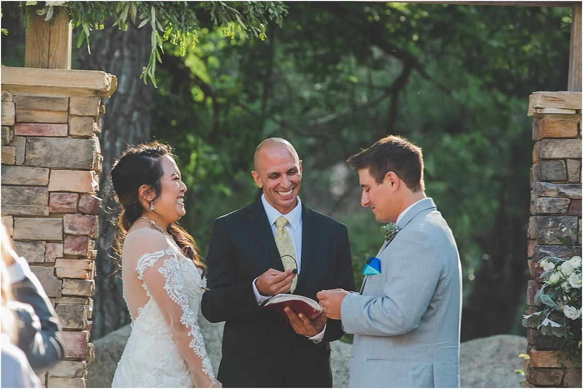 What Order to Hire Wedding Vendors - Advice from a Wedding Planner! 