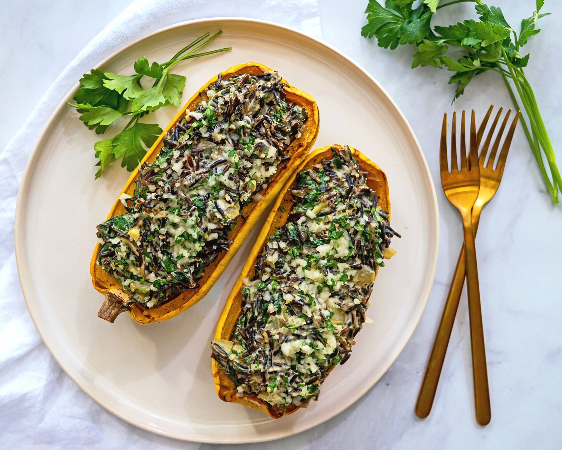 Creamy Spinach & Wild Rice Stuffed Squash — The Yummy Vegan