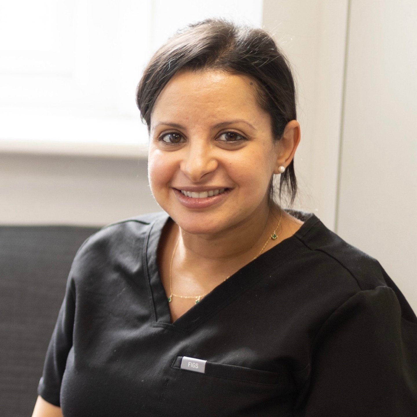 Meet Nermine 🌸

One of our brilliant dentists at Chelmsford 📍

Nermine qualified from Kings College London and has since worked in general practice 🎓

She particularly enjoys enhancing patient&rsquo;s smiles with whitening treatments, Invisalign, 