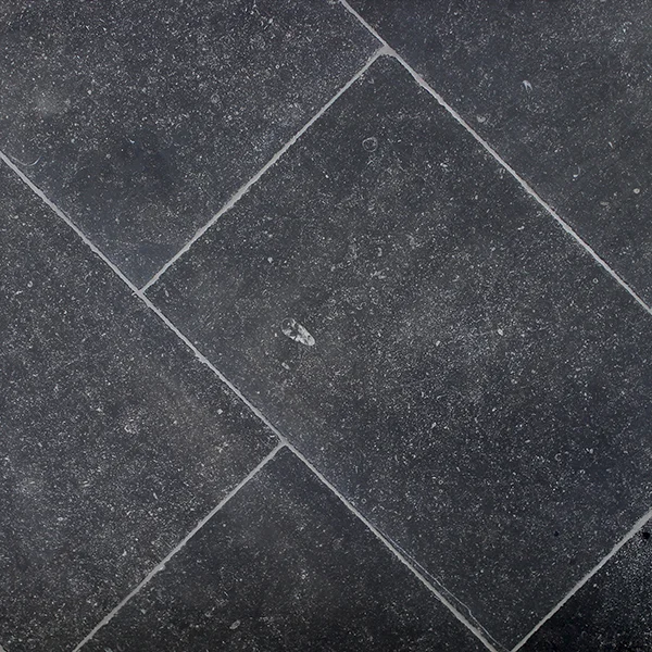 LIMESTONE LARGE FORMAT - AIX EN PROVENCE - PETIT GRANIT - 16 X FL (16-32)  X 5:8 WORN HONED AND TUMBLED EDGE.jpg