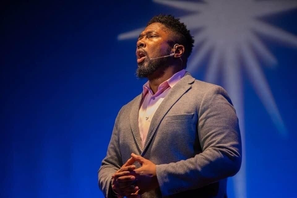 APRIL 17 | Anacostia Playhouse presents Friday Night Live with David Hammett