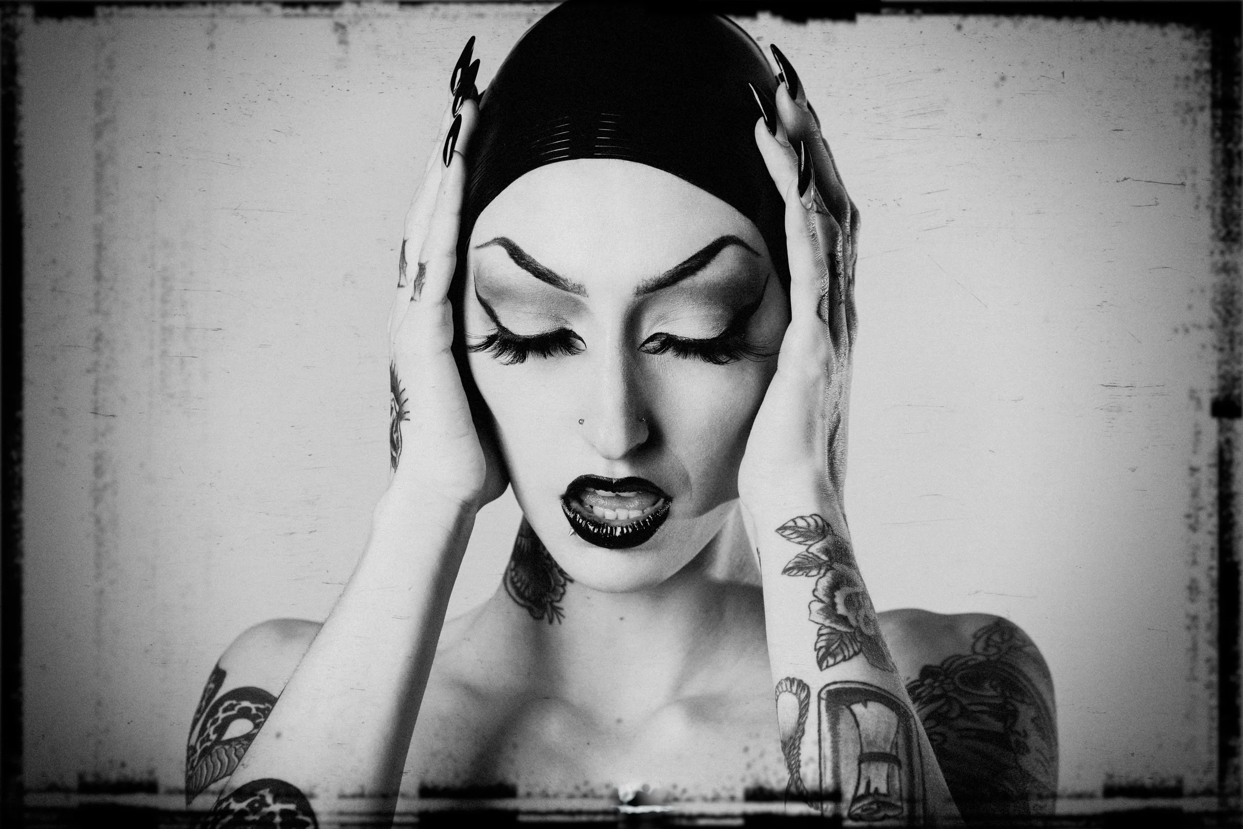 NOW - AUGUST 6 | “Beauty &amp; Decay” by Renee Azcra Woodward at Honfleur Gallery 