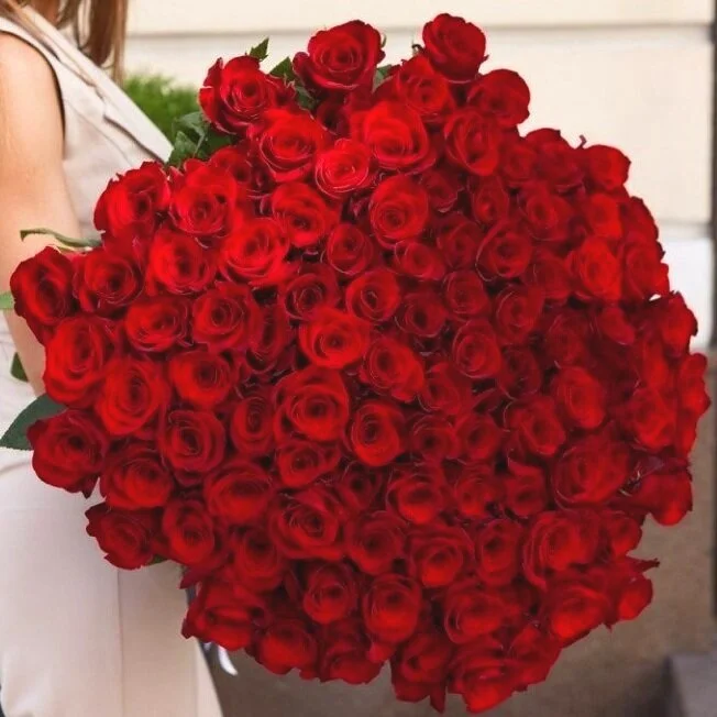 Bouquet "Say it with Roses"  (Available for Valentine's Day)