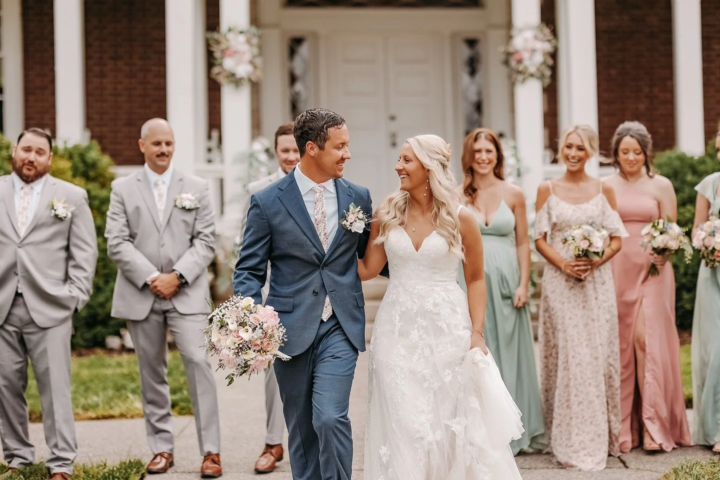 A joyful glimpse into the day Makenzie + Keaton began forever. Rain held off, love poured in. 🤍 #TheAndersons 
&zwnj;
Bride: @makenzie.miles.andersen
Groom: @keatonandersen
Photo: @gabbiodumphoto
Planner: @kandkweddings
Venue: @ravenswoodmansion
HMU