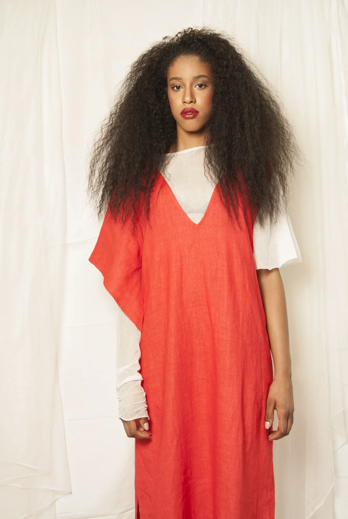 km-by-lange-red-pure-linen-dress5.jpg