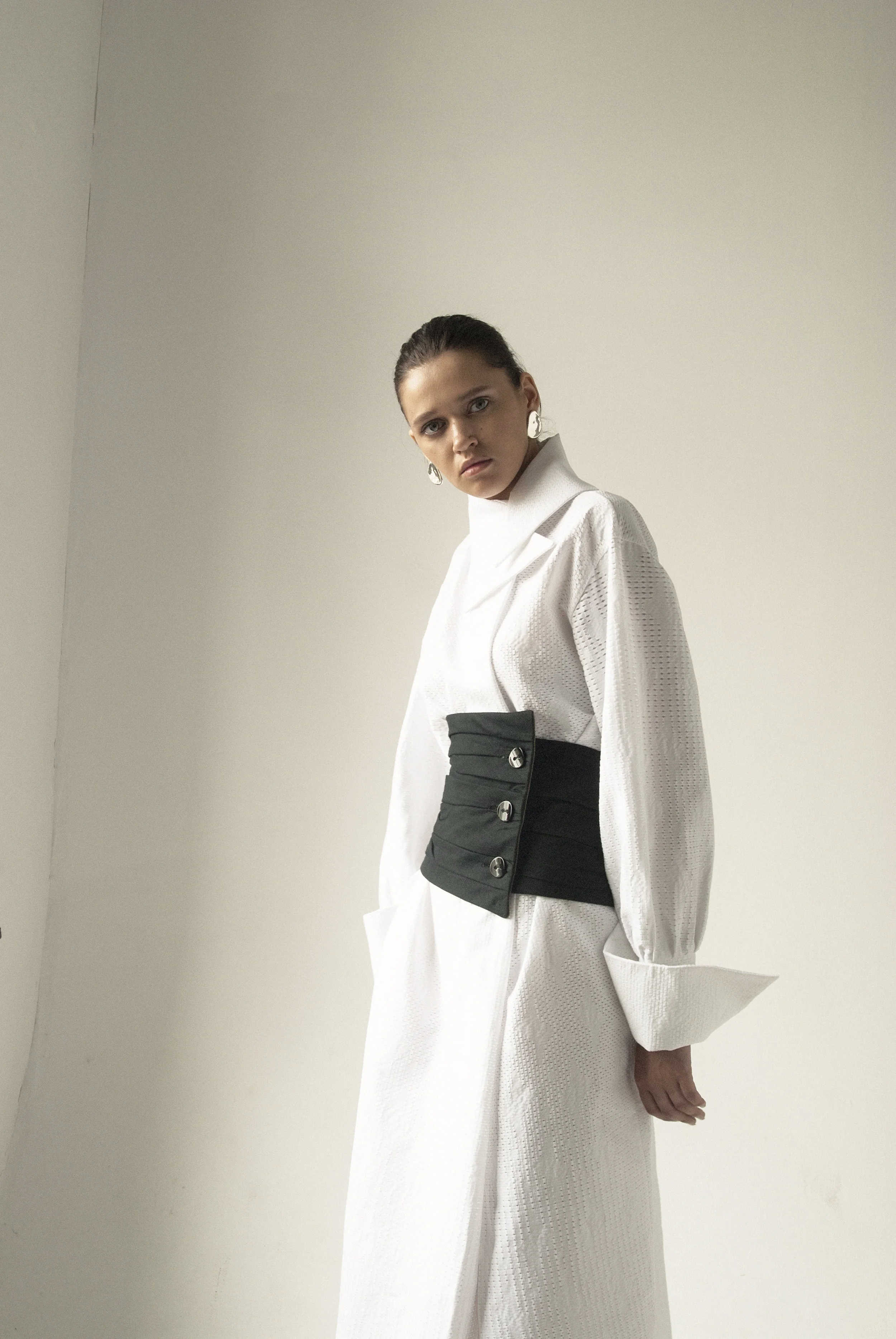 km-by-lange-black-puff-linen-belt6.jpg