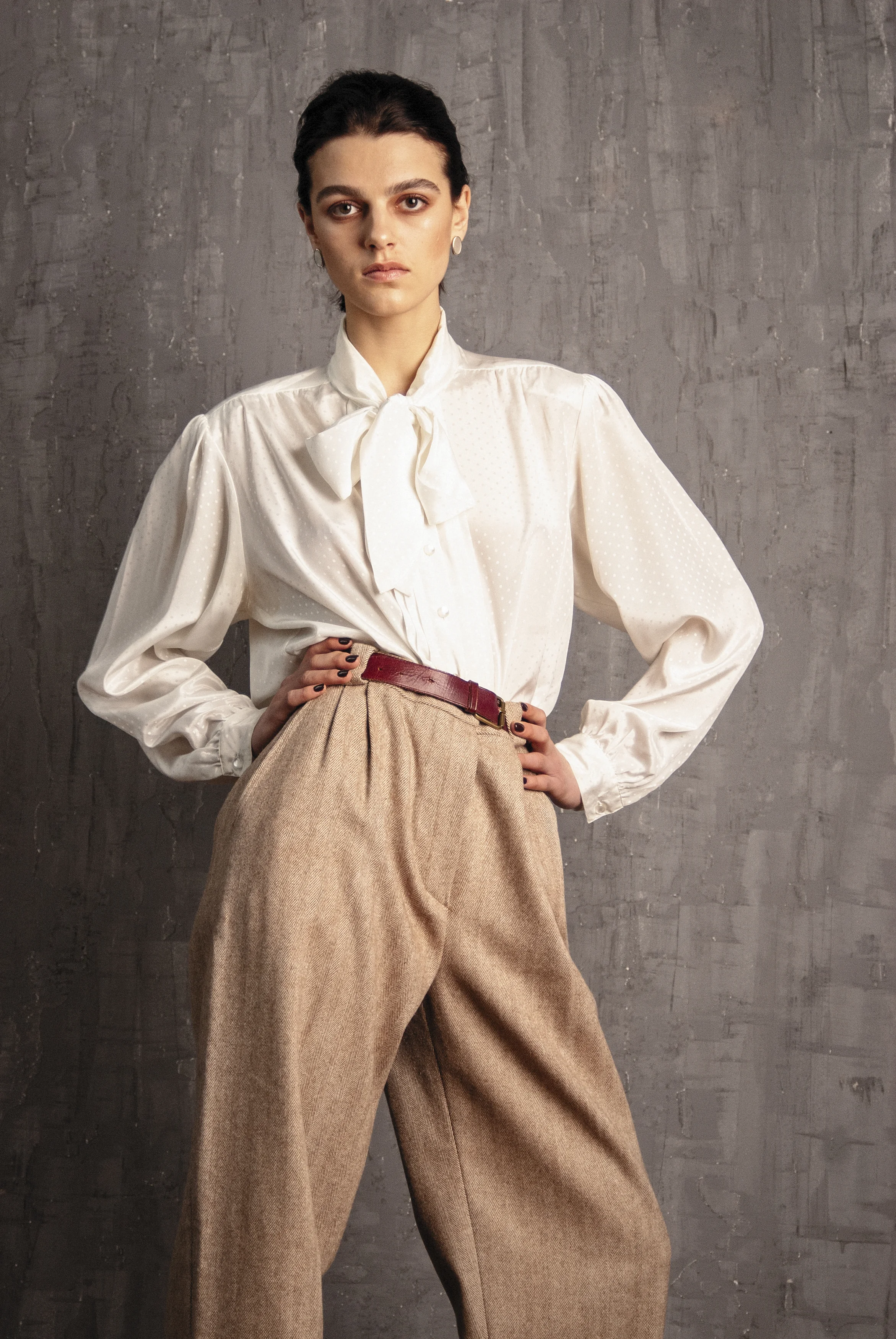 km-by-lange-vintage-capsule-wool-mocca-masculine-high-waist-trousers-pants-0001.jpg