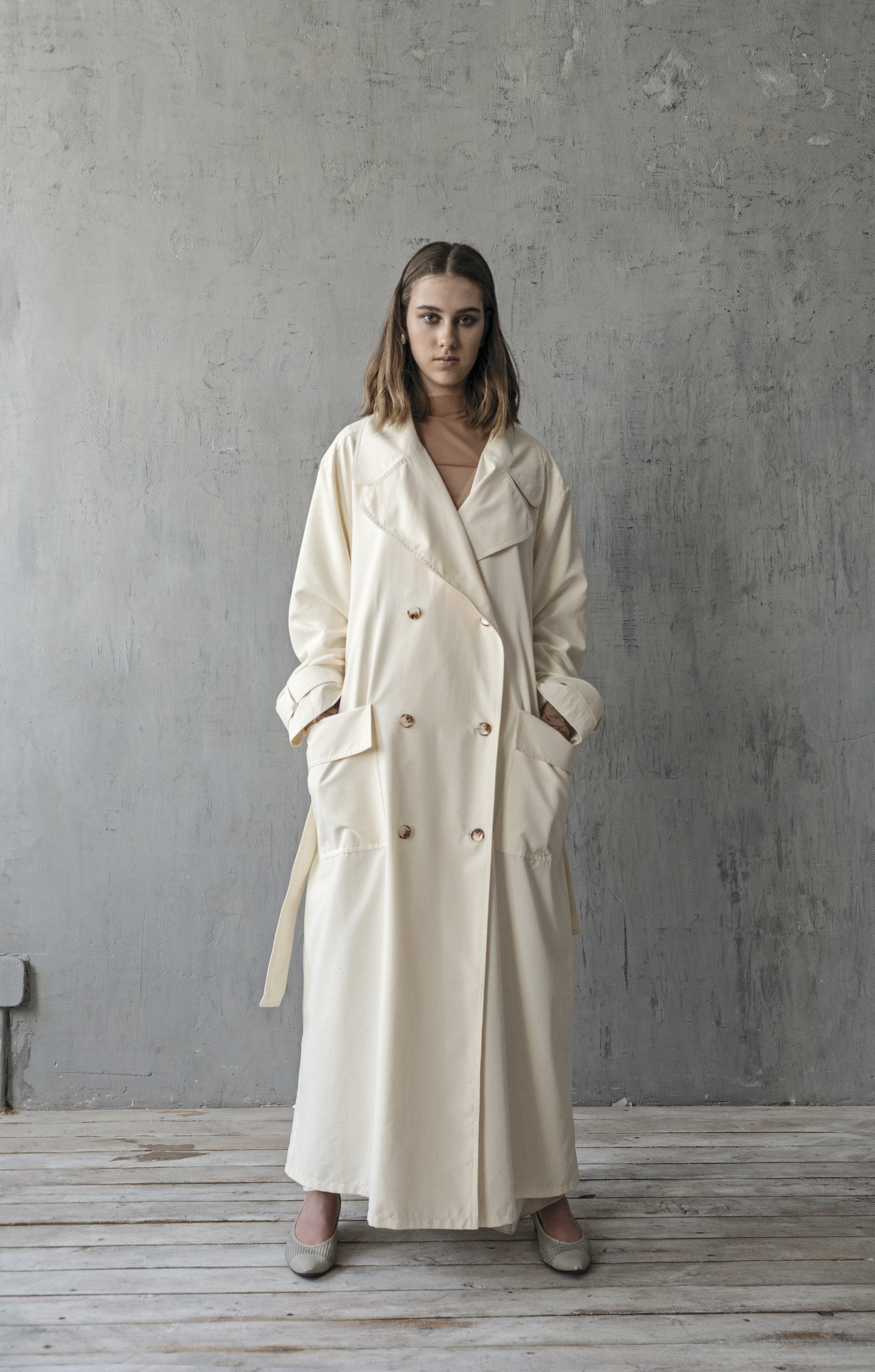 CREAM OVERSIZE CLASSIC TRENCH COAT — K M by L A N G E
