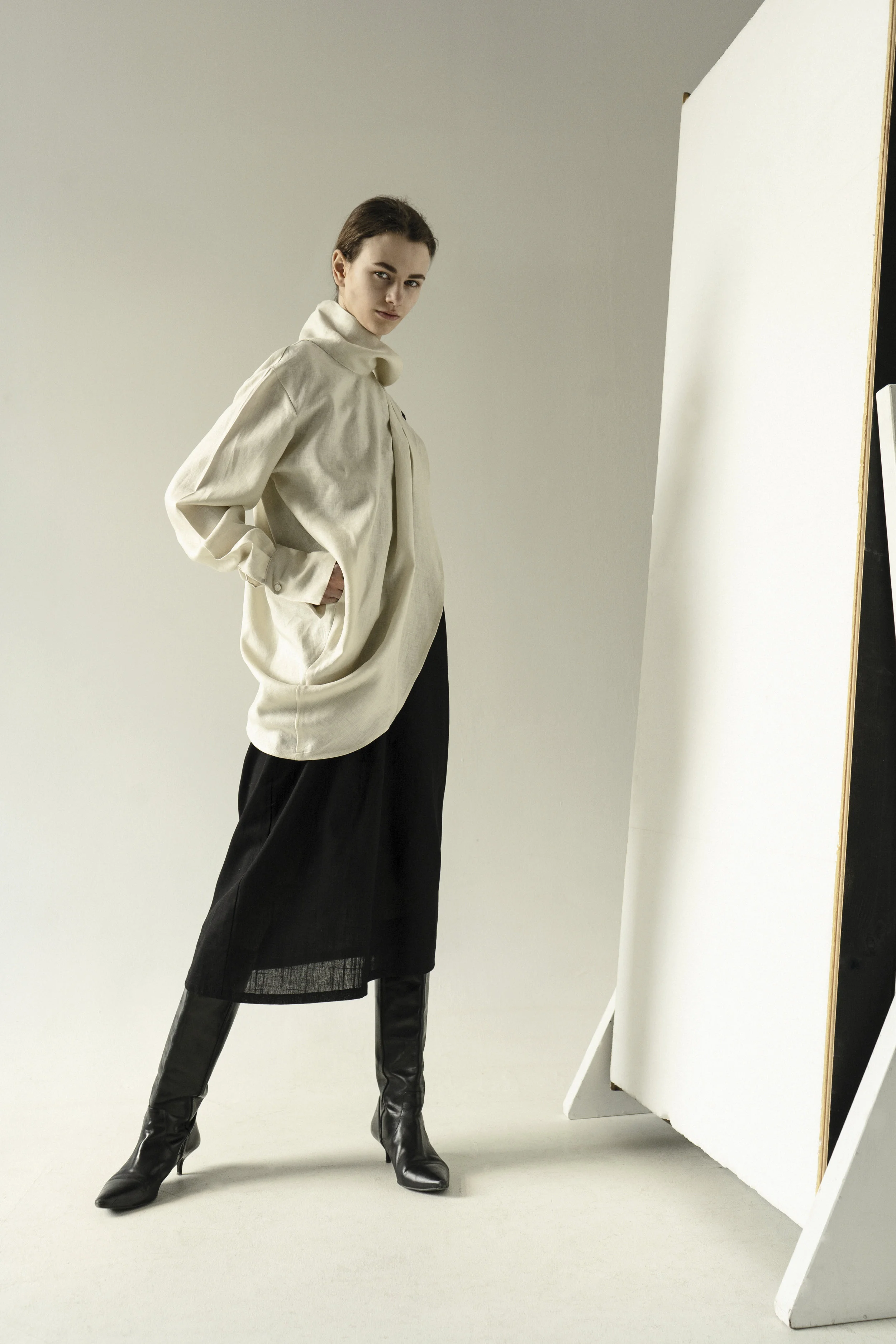 km-by-lange-cream-linen-sleeve-layer-0008.jpg