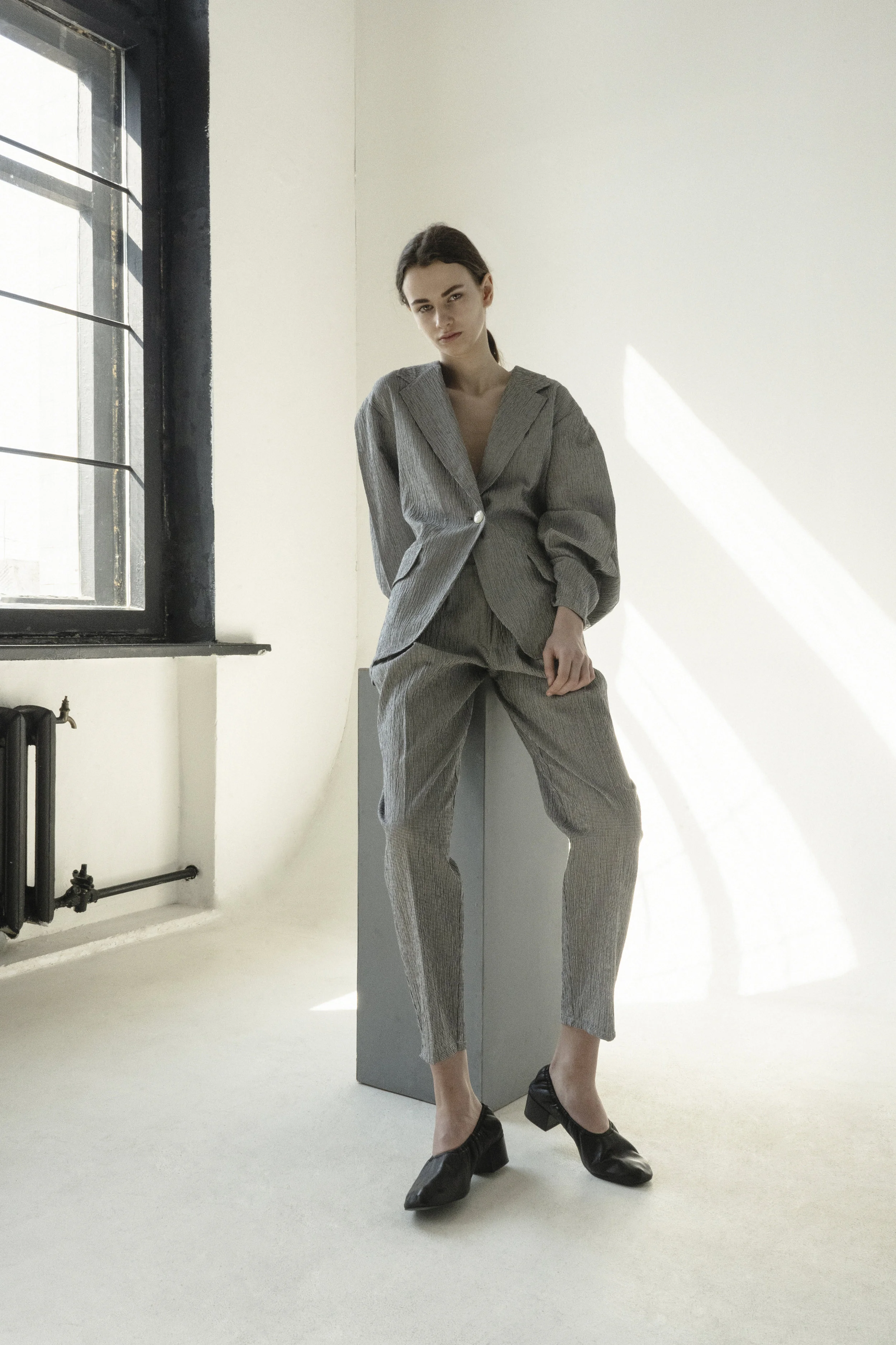 km-by-lange-micro-vichy-cotton-genlewoman-suit-0004.jpg