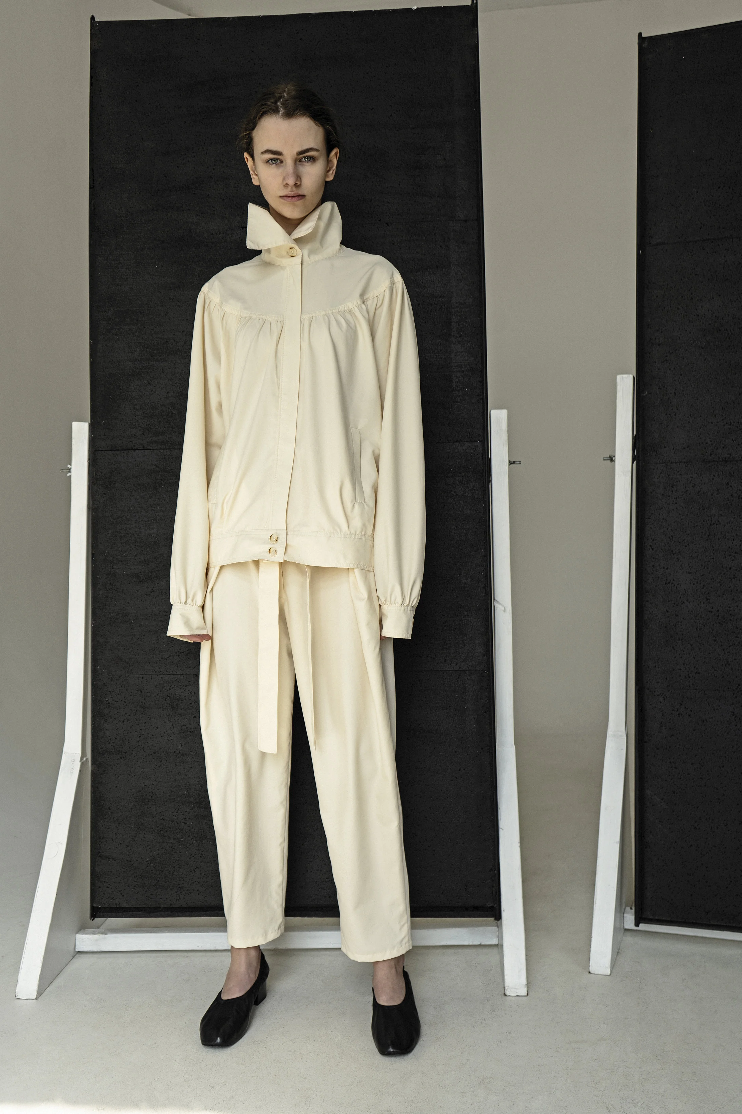 km-by-lange-cream-deconstructed-80s-suit-0001.jpg