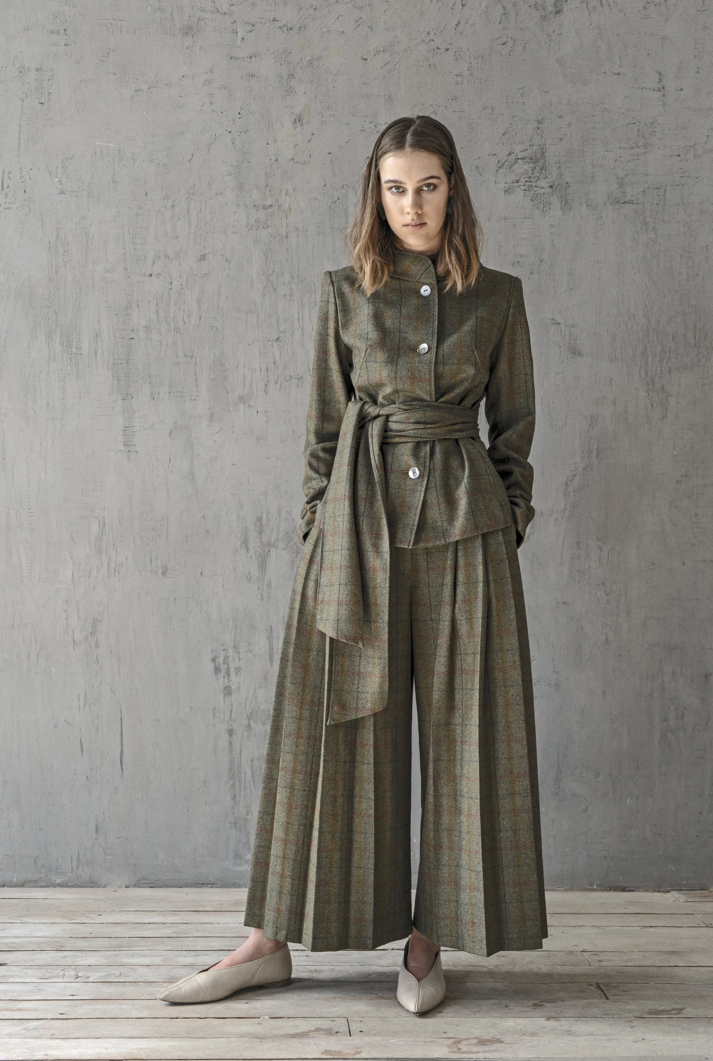 km-by-lange-grean-pure-wool-plaid-suit-0003.jpg