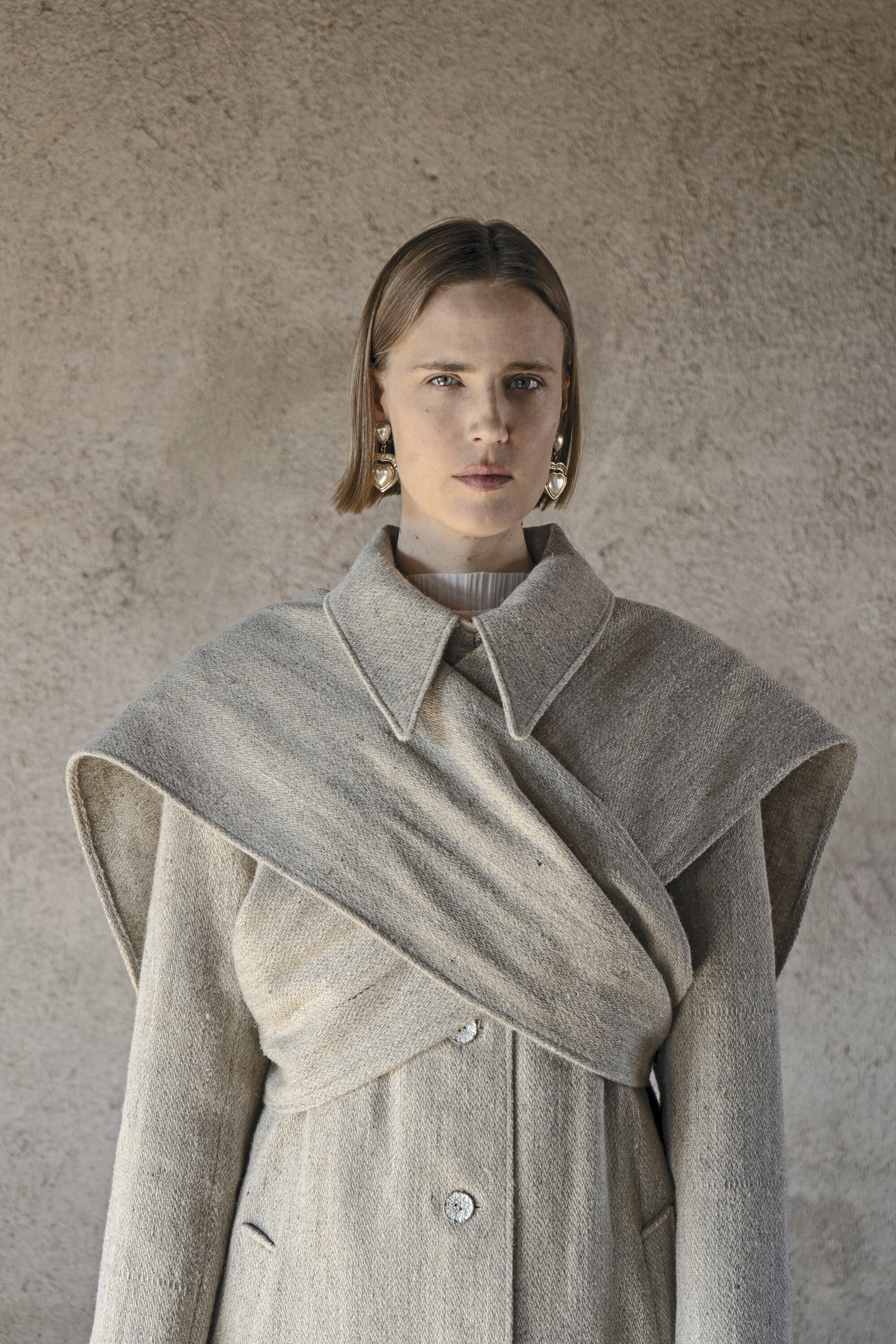 km-by-lange-criss-cross-raw-peasant-hemp-coat-0007.jpg