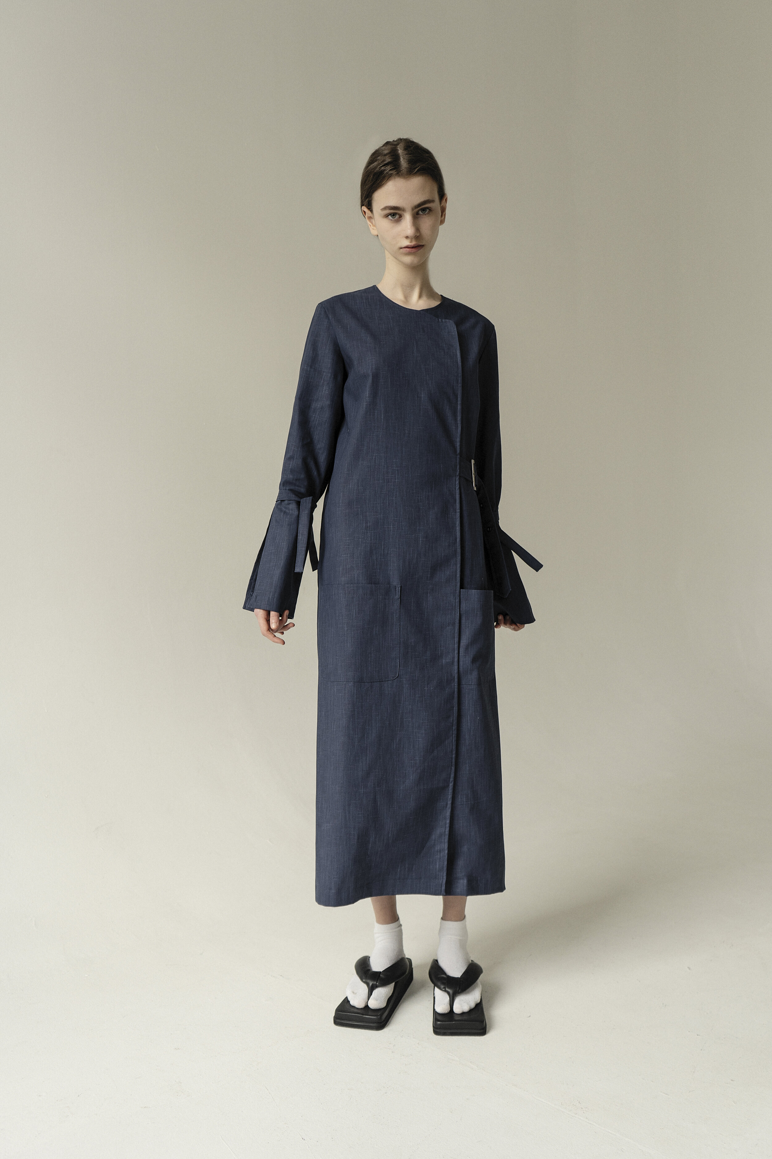 NAVY LONG BELTED DRESS