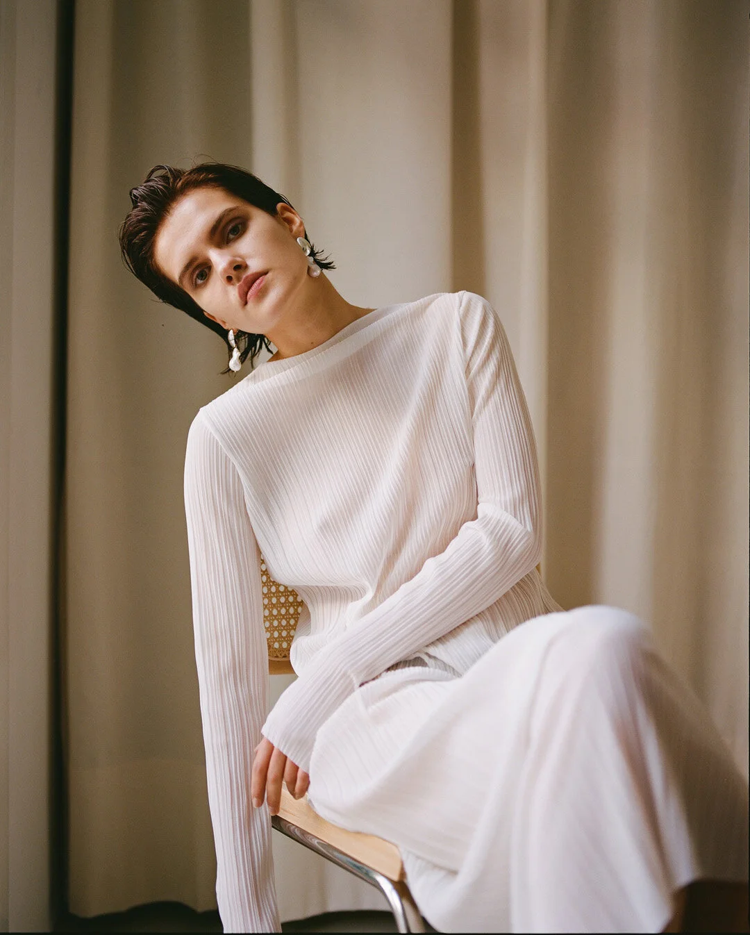 CREAM PLEATED ASYMMETRIC DRESS