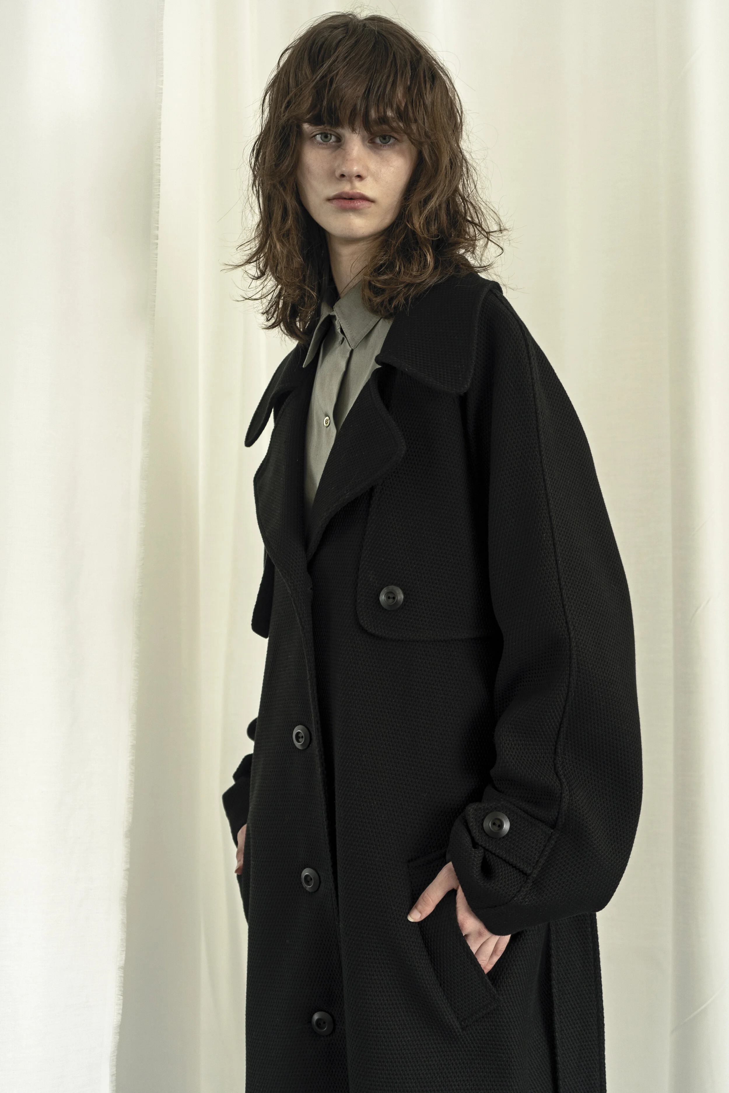 km-by-lange-ivano-frankovsk-black-coat-0006.jpg