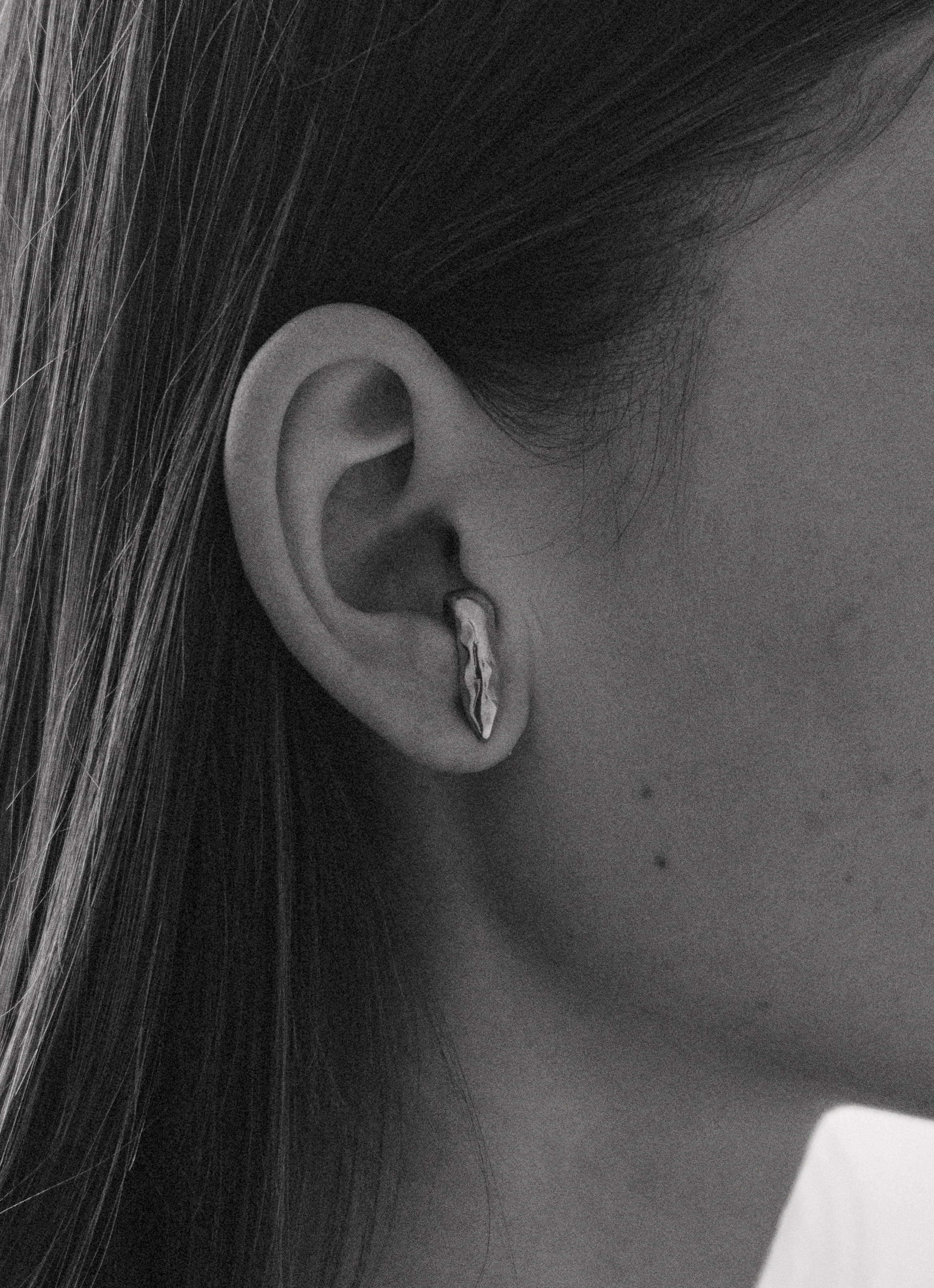 FEMININE vs. MASCULINE GOLDEN EARNINGS