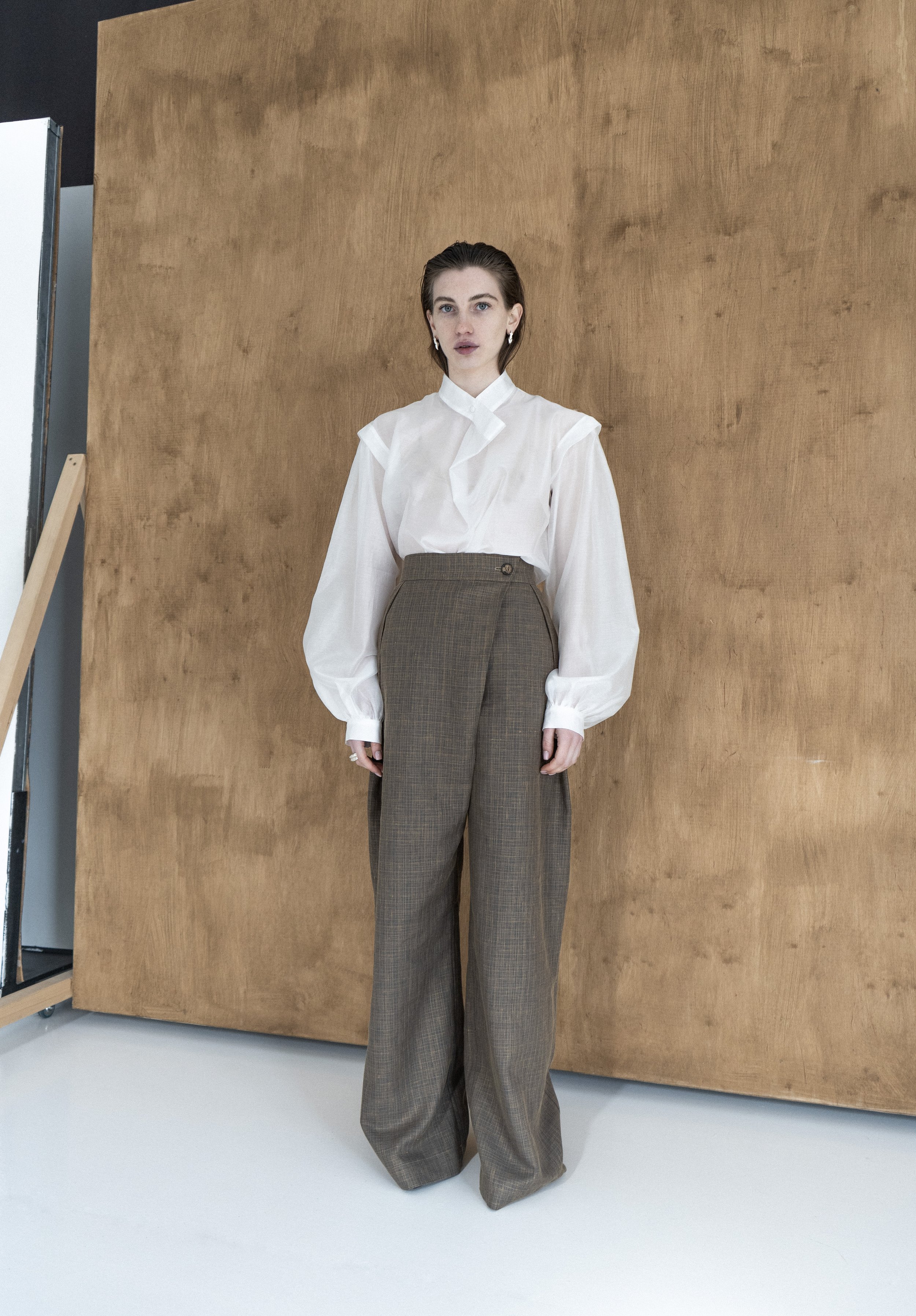 km-by-lange-palyanytsia-linen-cross-over-pants 6.jpg