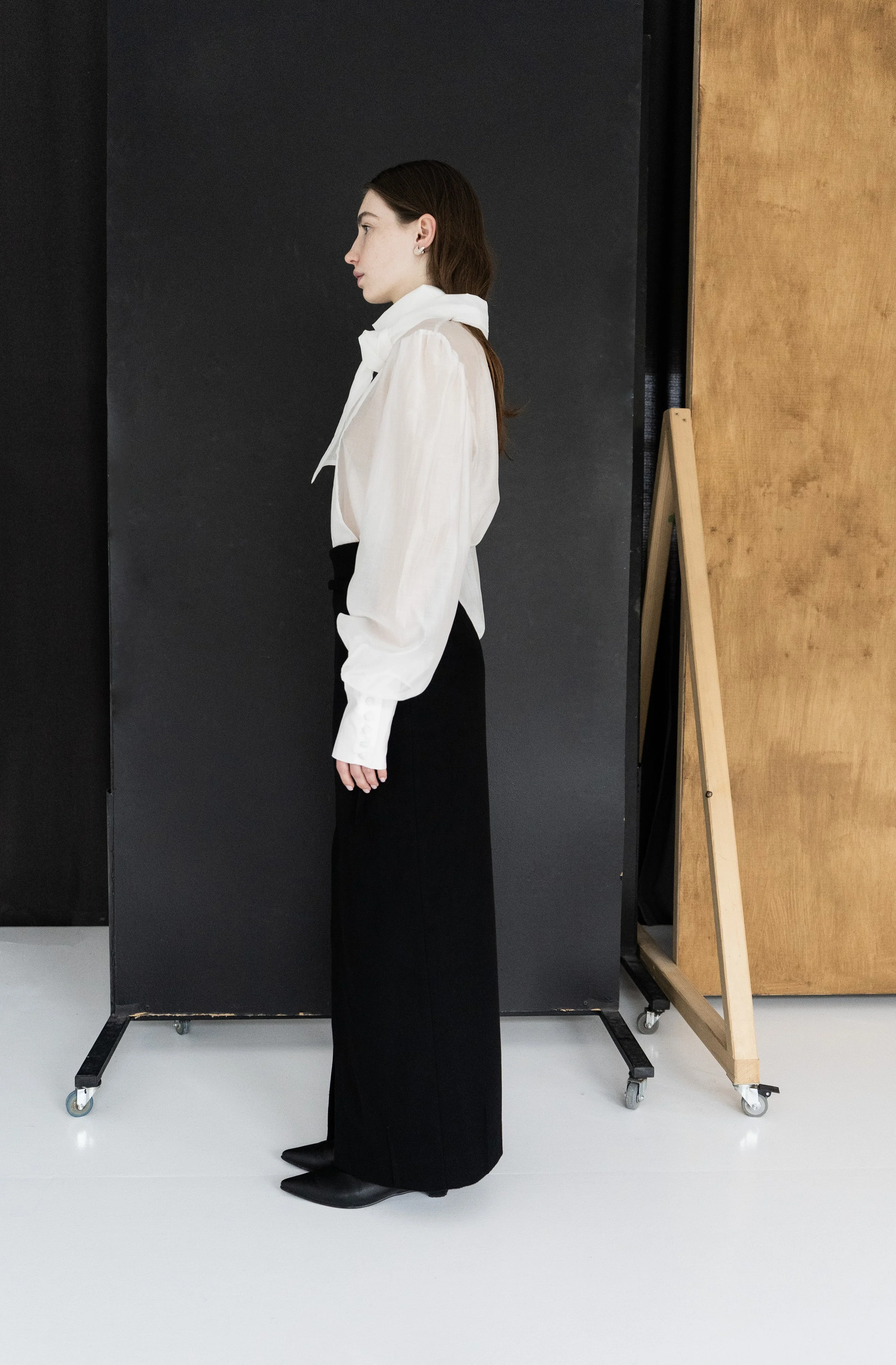 km-by-lange-chernozem-blacl -pencil-skirt5.jpg