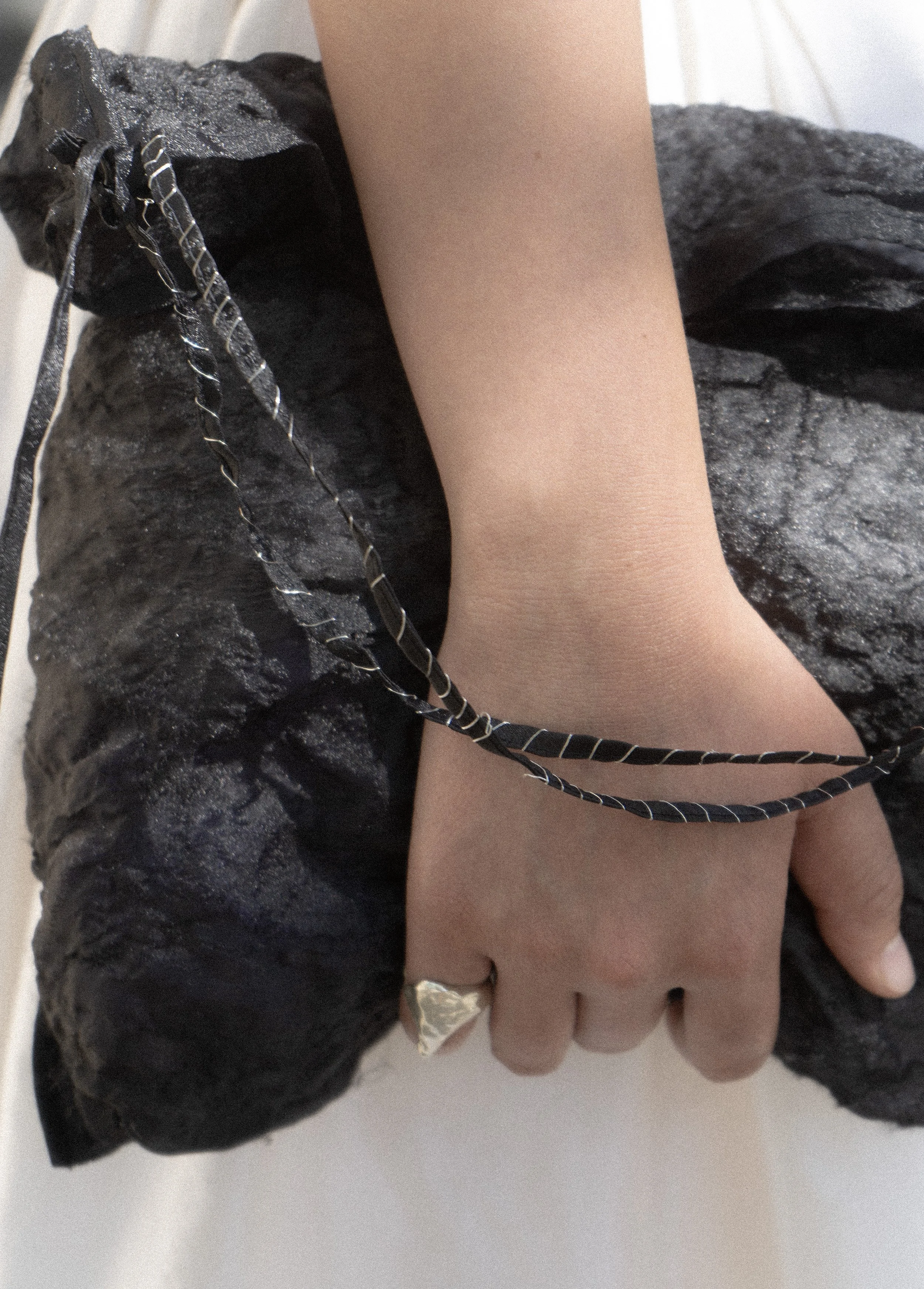 km-by-lange-handmade-black-broken-needle-organza -bag7.jpg