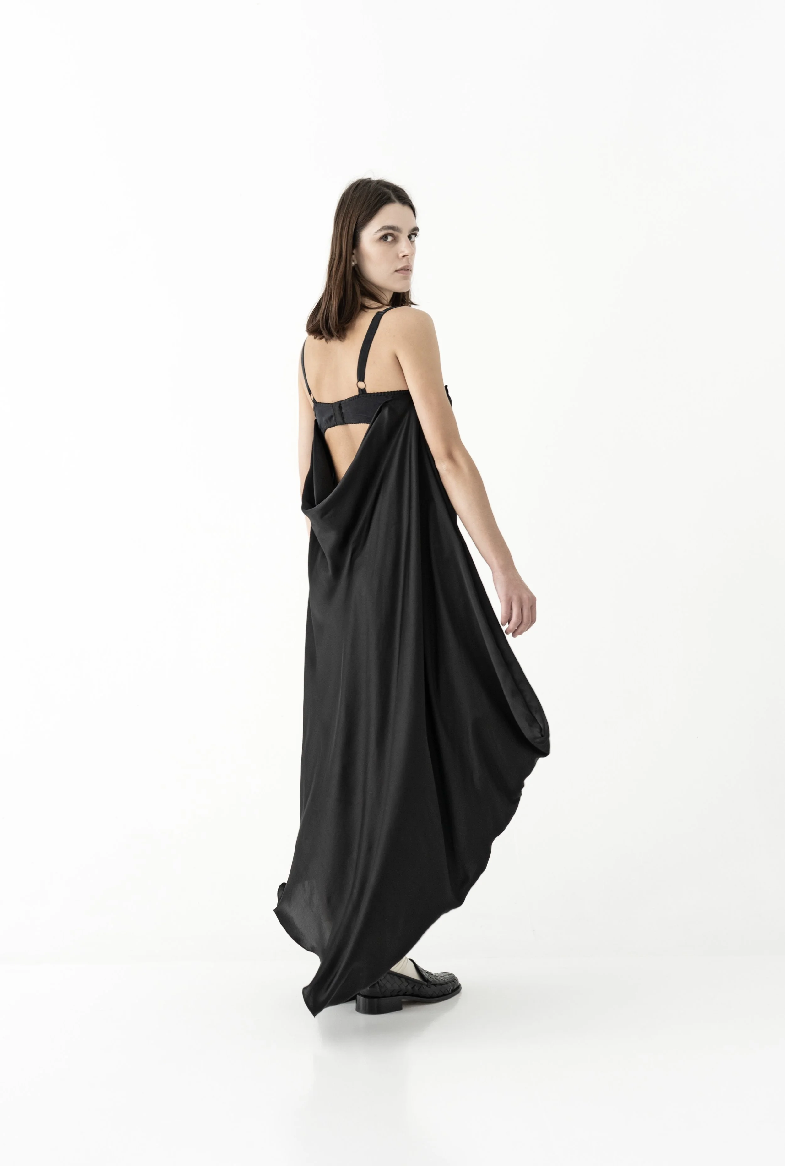 km-by-lange-leleka-black-silk-abstract-dsilk2.jpg