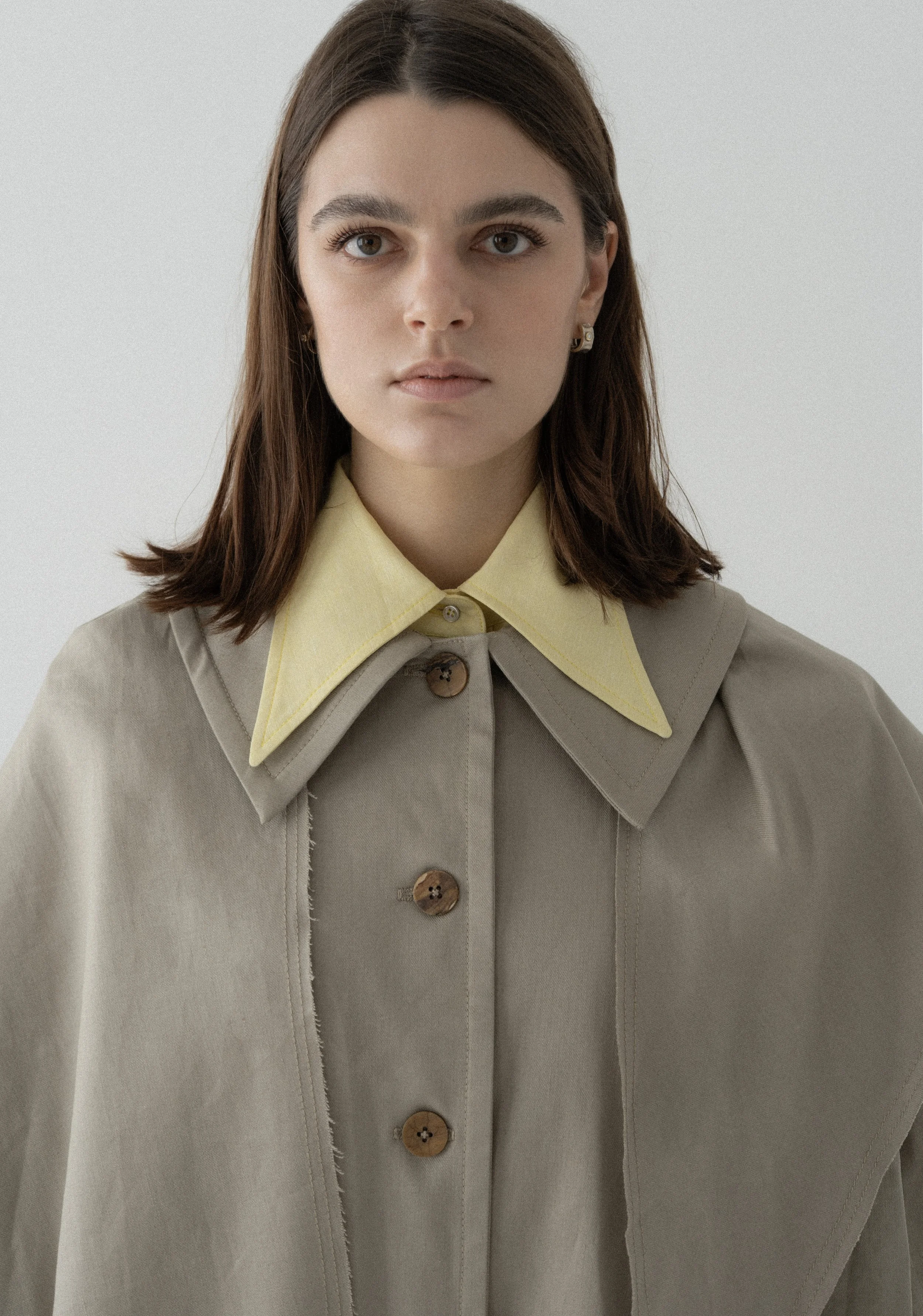 km-by-lange-mavka-oversize-khaki-scrarf-baloon-coat-1.jpg