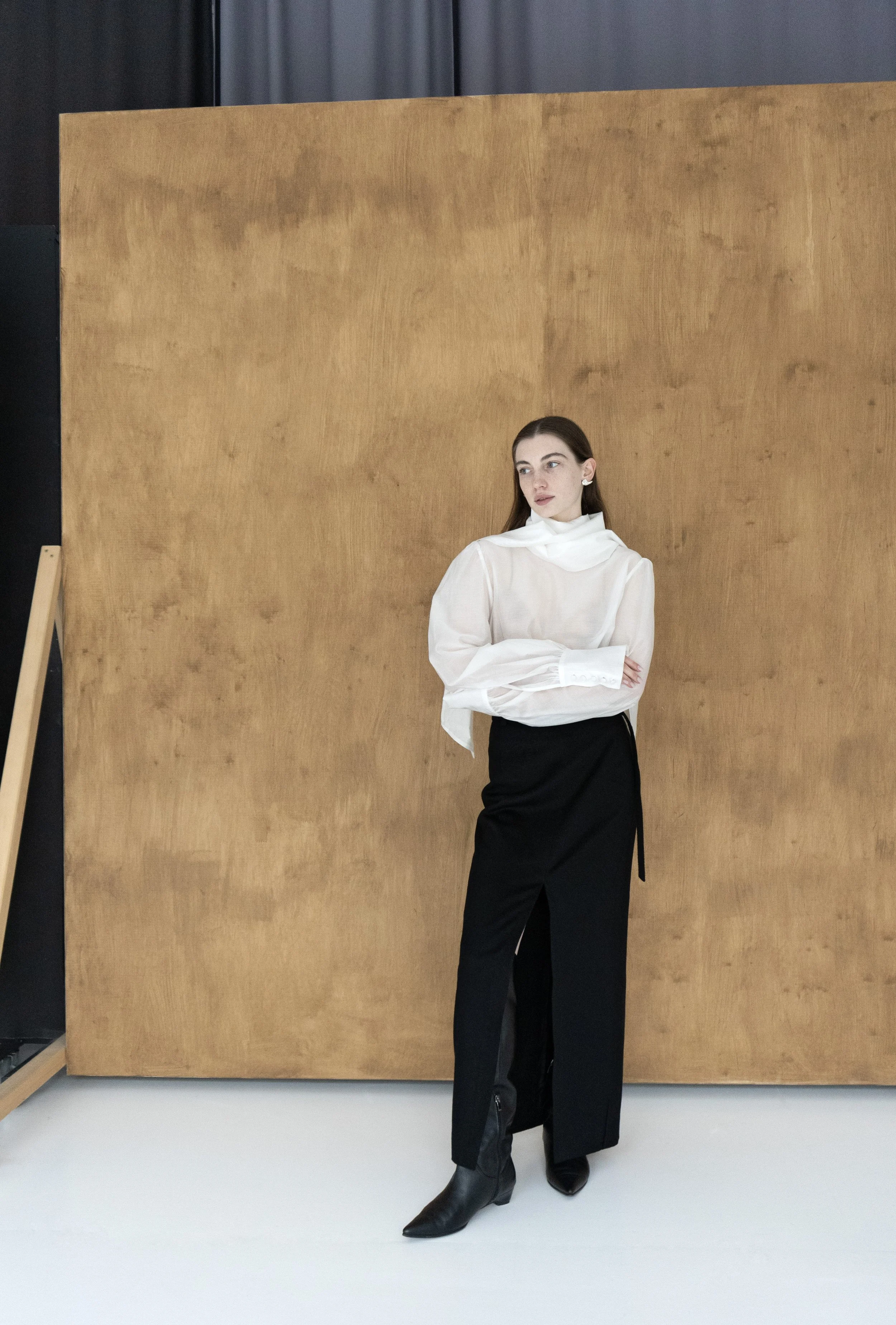 km-by-lange-bantyk-white--poetry-blouse 5.jpg