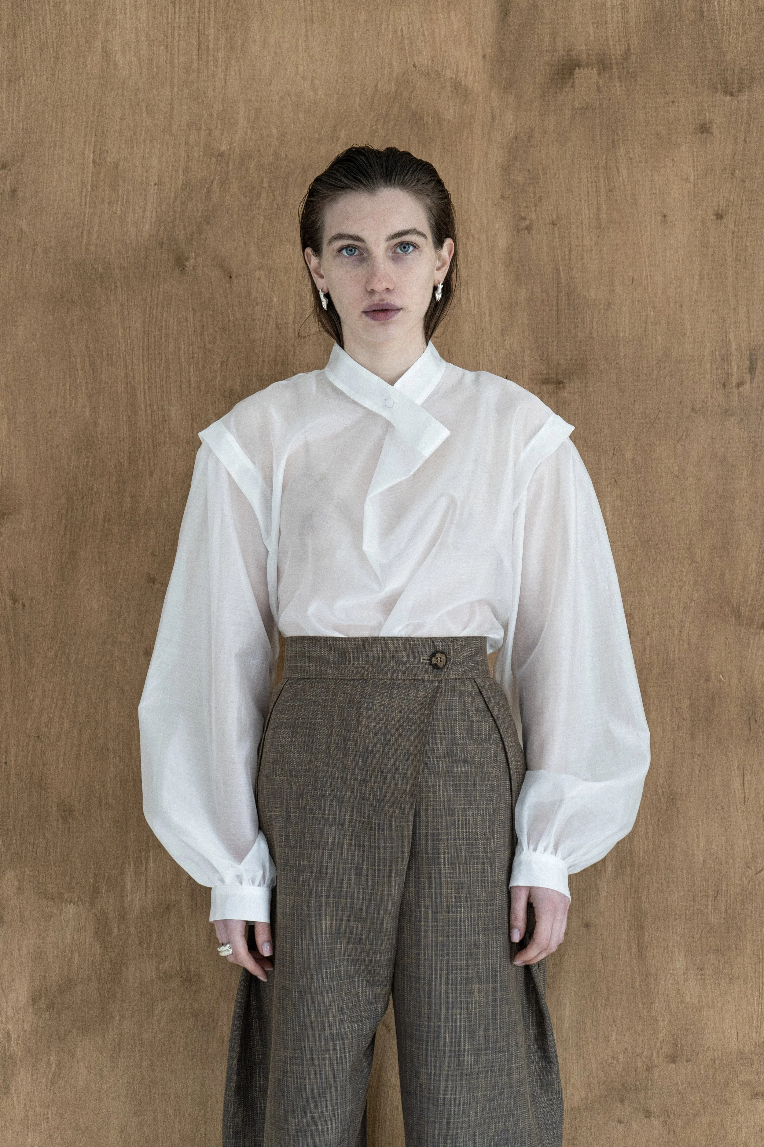 TUMAN CROSS OVER SILKY BLOUSE — K M by L A N G E