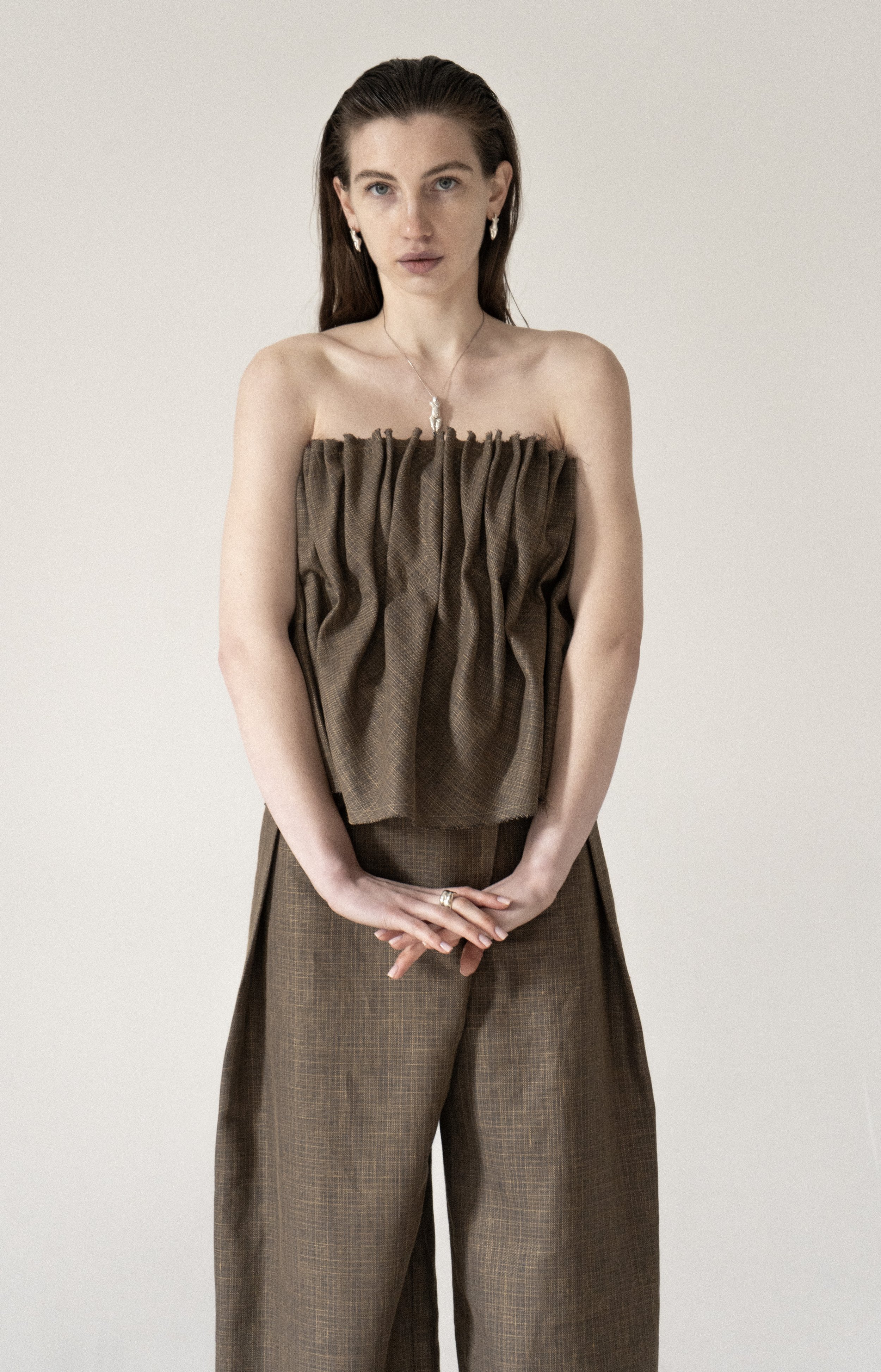 km-by-lange-palyanytsia-raw-brown-linen-top4.jpg