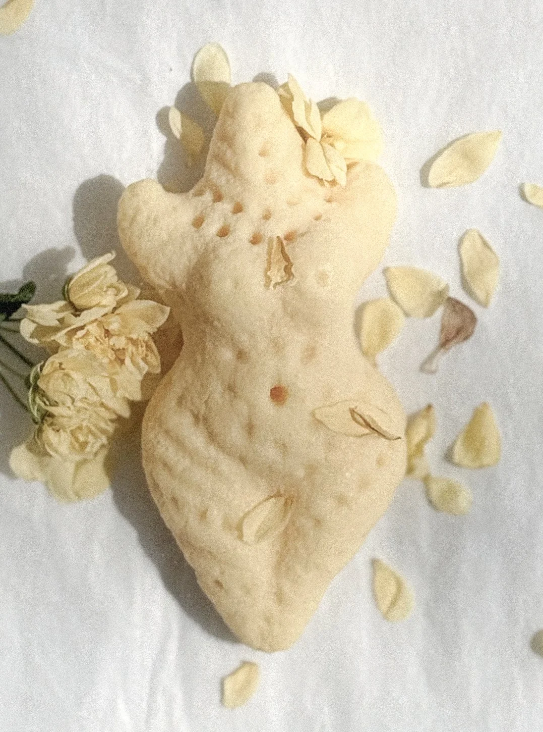km-by-lange-jasmine-handmade -venus-trypilla-soap-5.jpeg