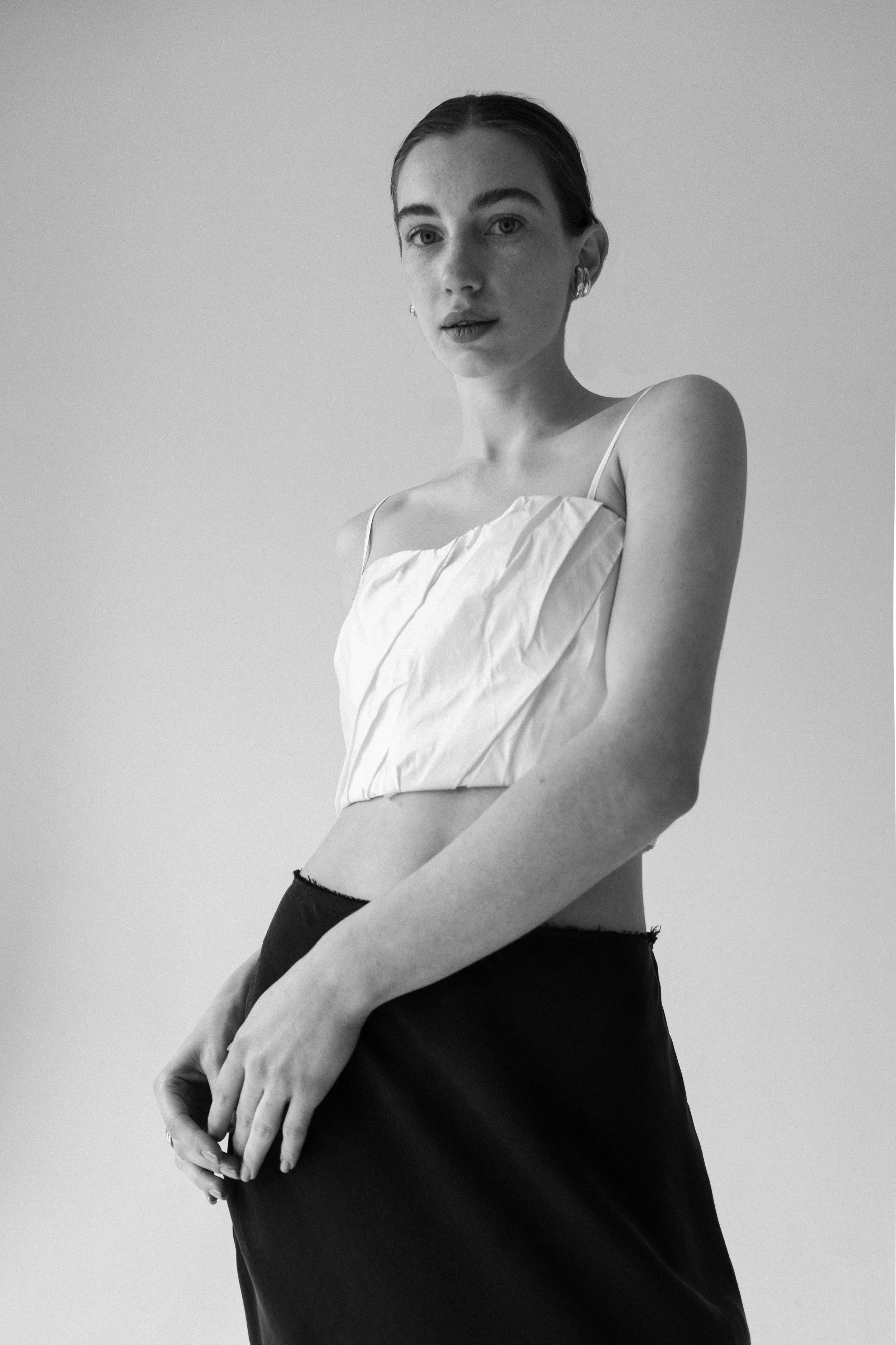 km-by-lange pershyi-snig-silk-crop-top1.jpg