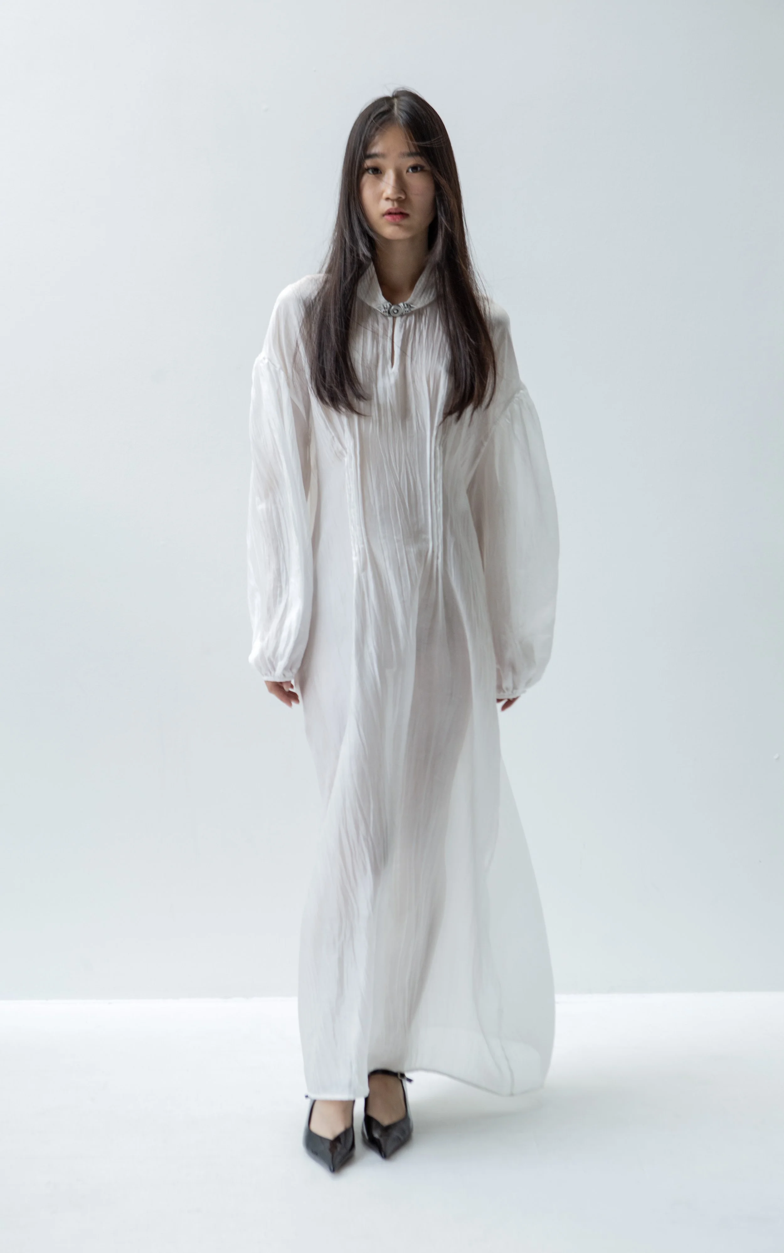 WHITE LONG SILK SLEEVE DRESS  K M by L A N G E