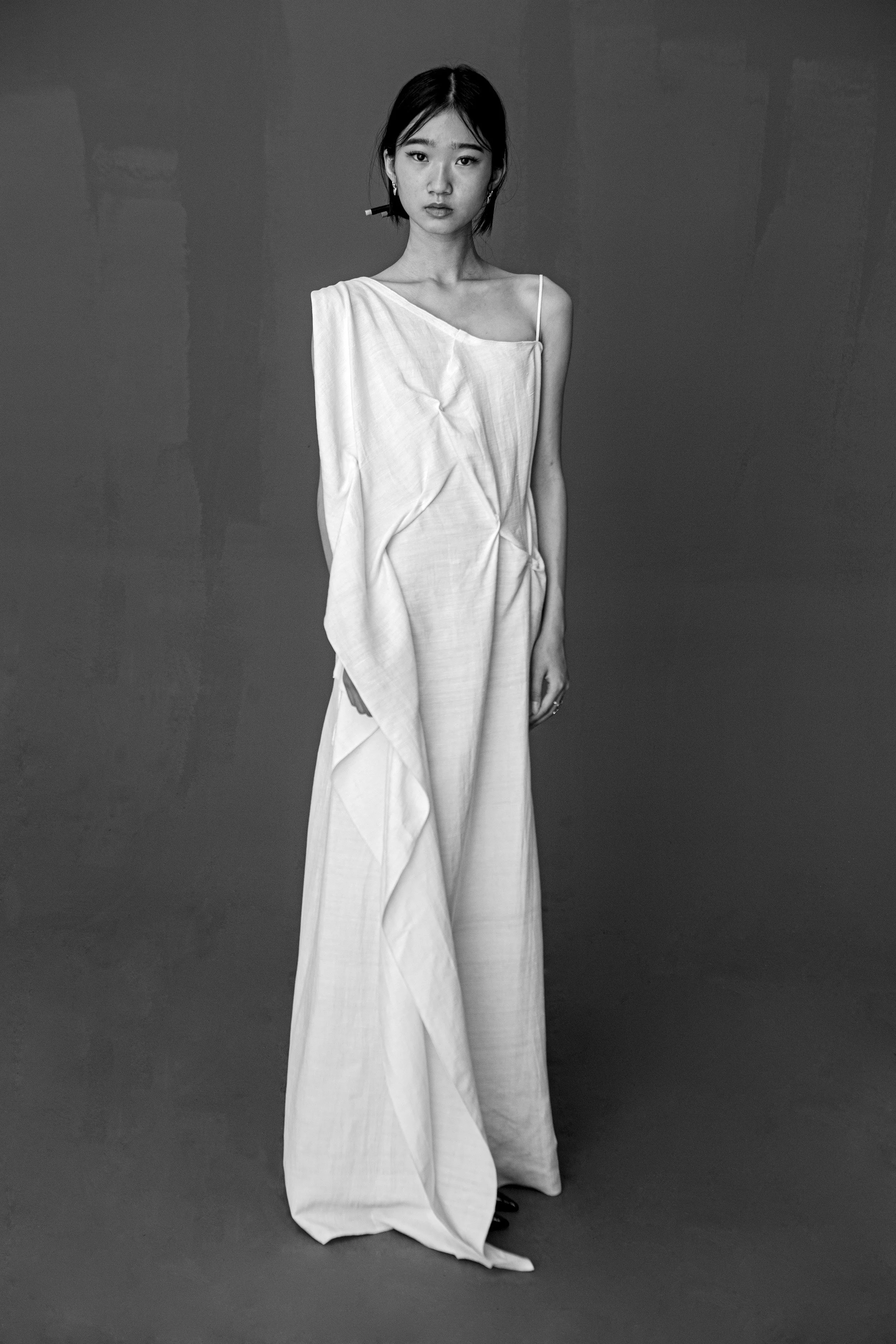 CREAM HAND SPUN HMARYNKA OPEN BACK DRESS