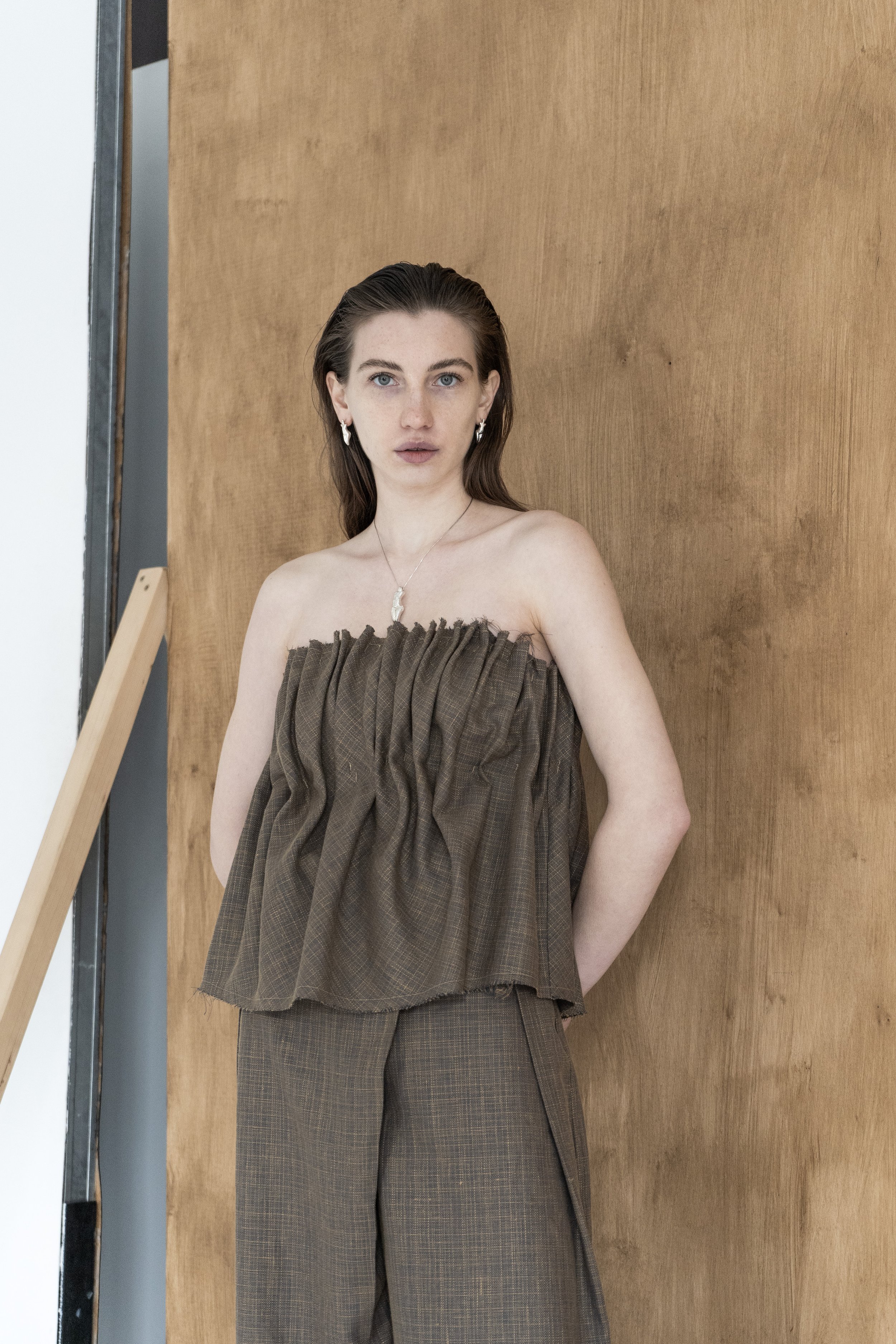 km-by-lange-palyanytsia-raw-brown-linen-top2.jpg