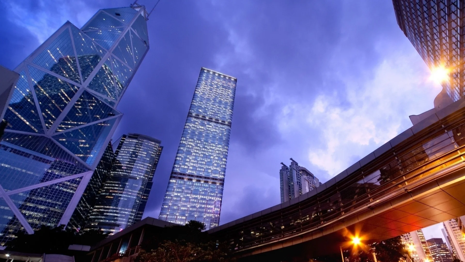 building_sky_light_skyscraper_87262_1920x1080.jpg