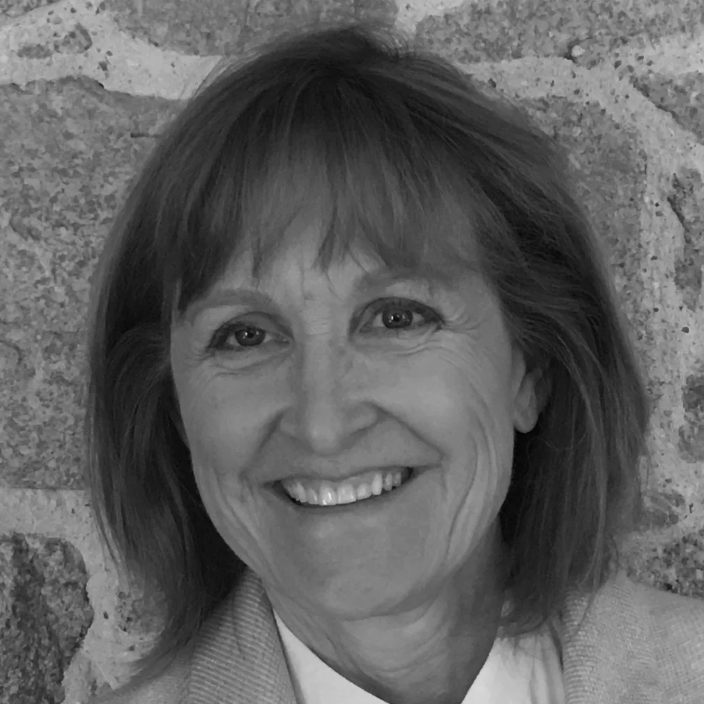 Michelle McMahon Michelle is part of 17 Advisors, 17AM's impact advisory practice.