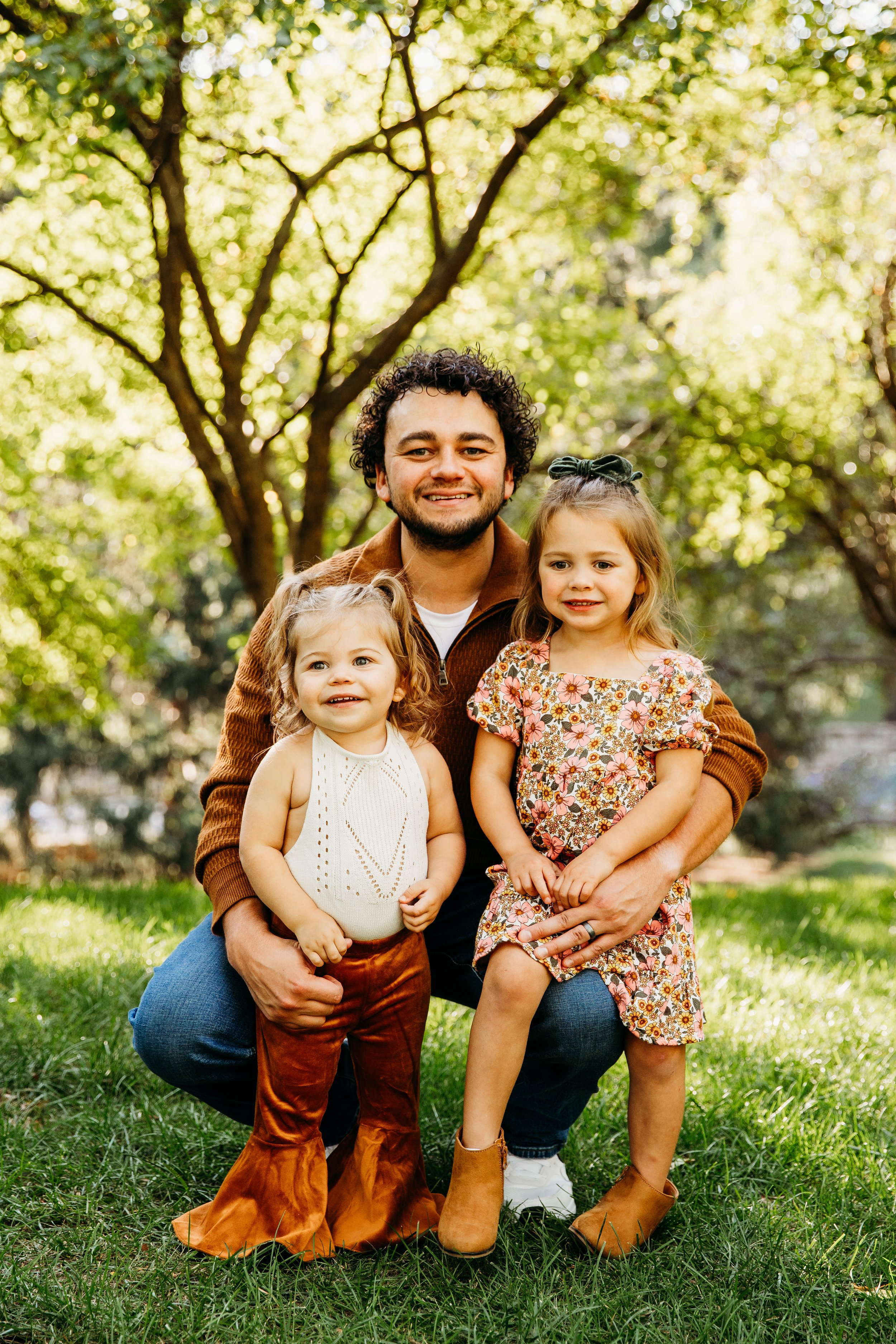 dad and daughters in Kansas City