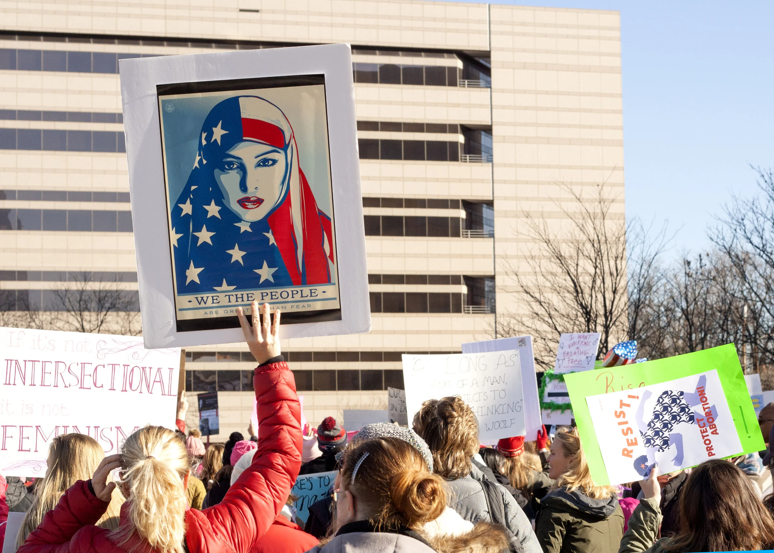 crowd4.jpg