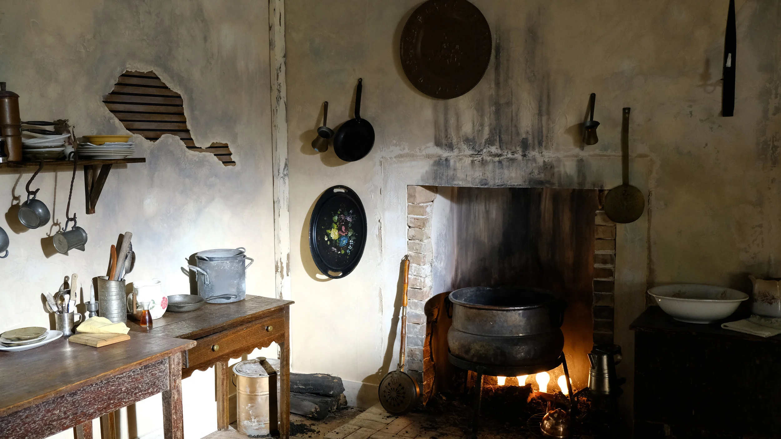  Maria's Kitchen -  Built Set  